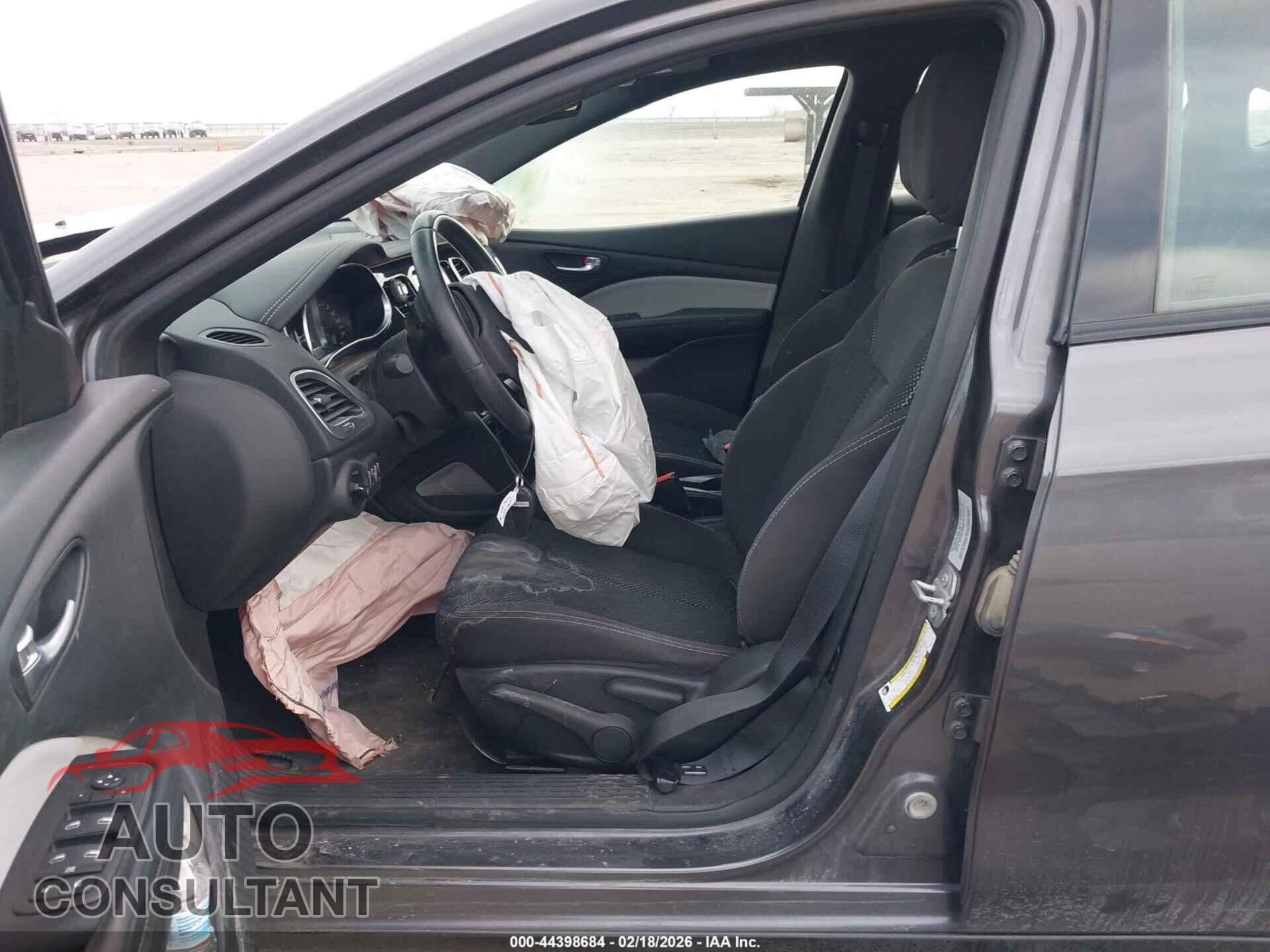 DODGE DART 2015 - 1C3CDFBB9FD267176
