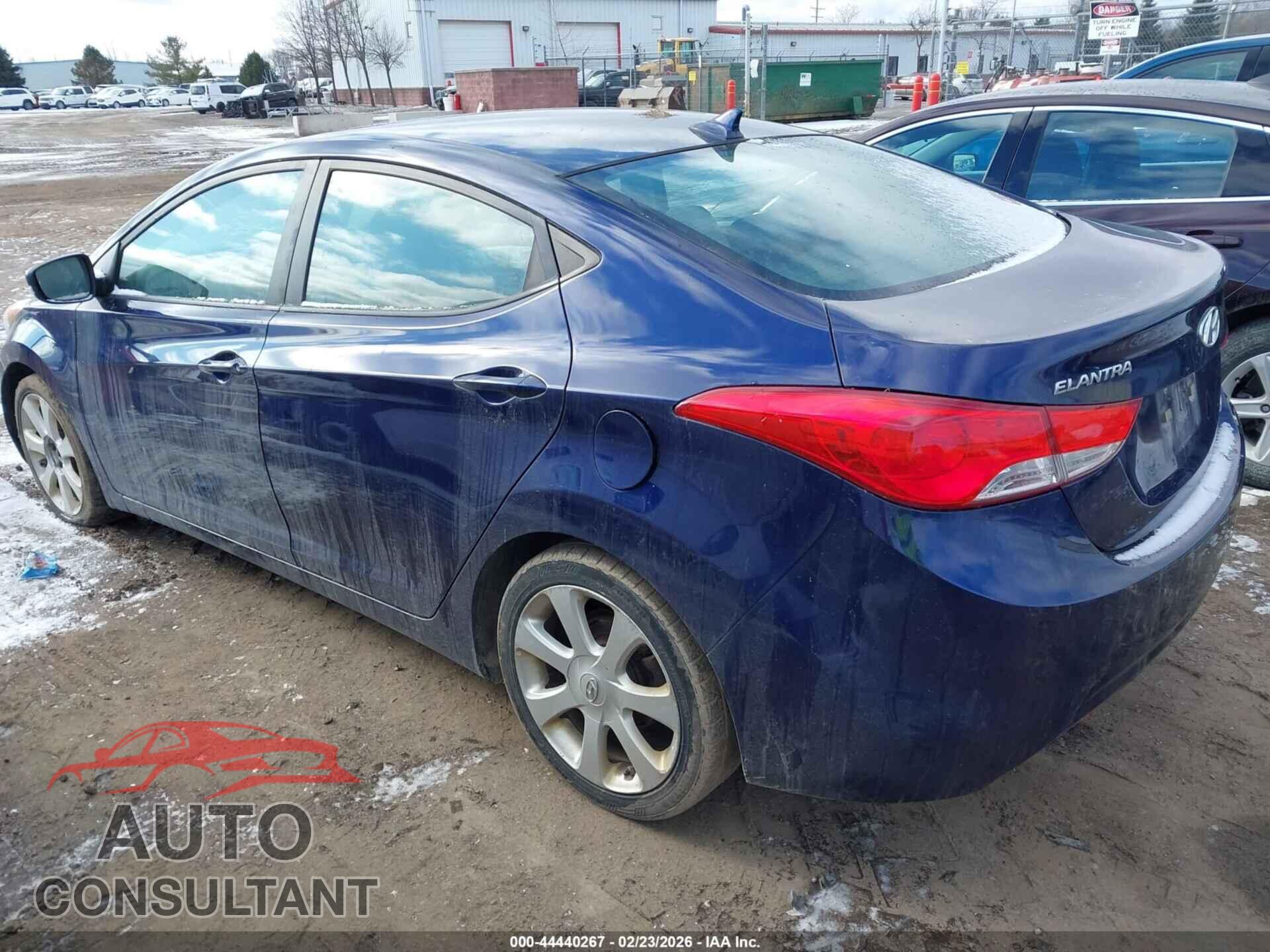 HYUNDAI ELANTRA 2013 - 5NPDH4AE4DH452103