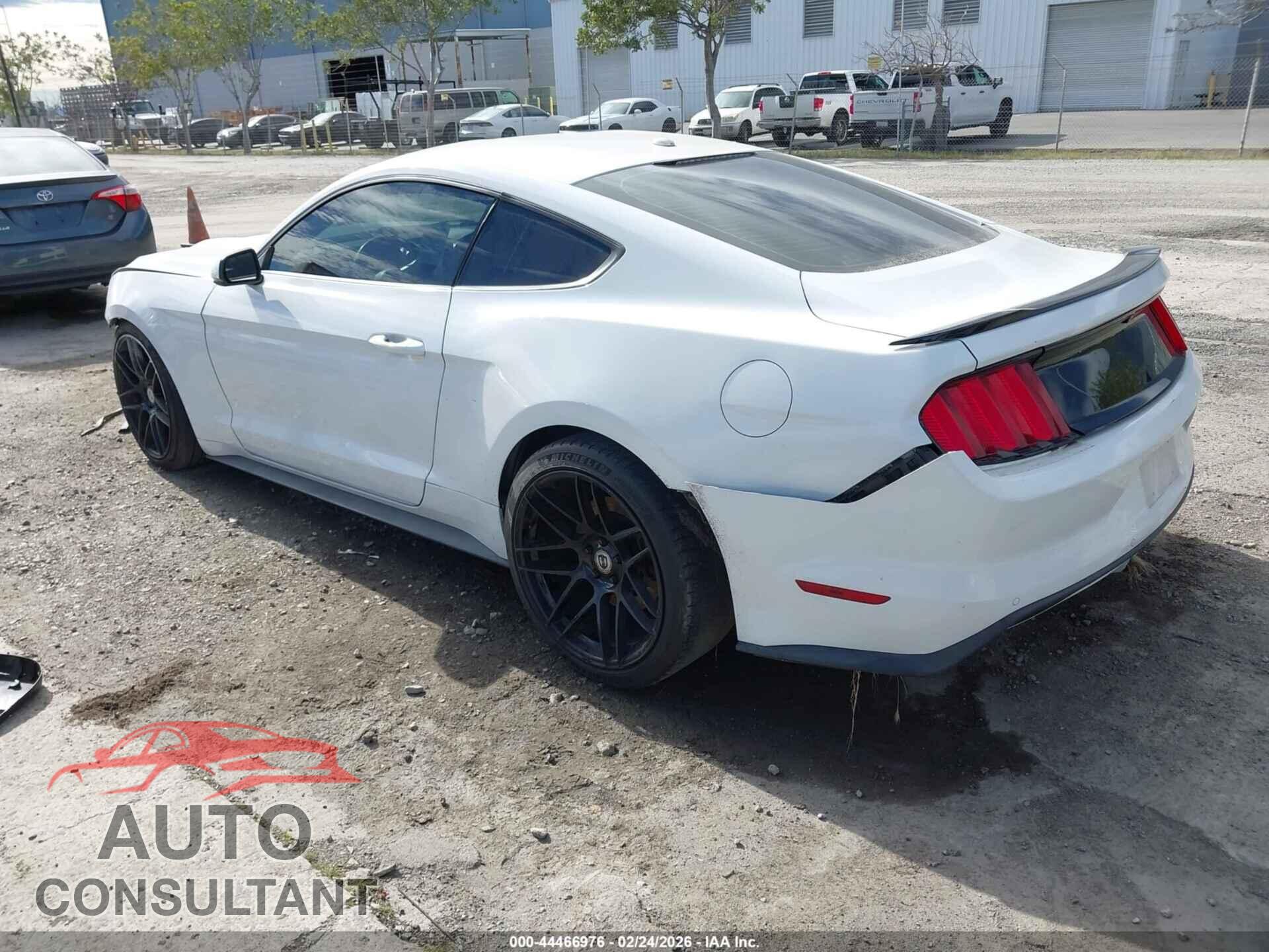 FORD MUSTANG 2015 - 1FA6P8TH0F5370646
