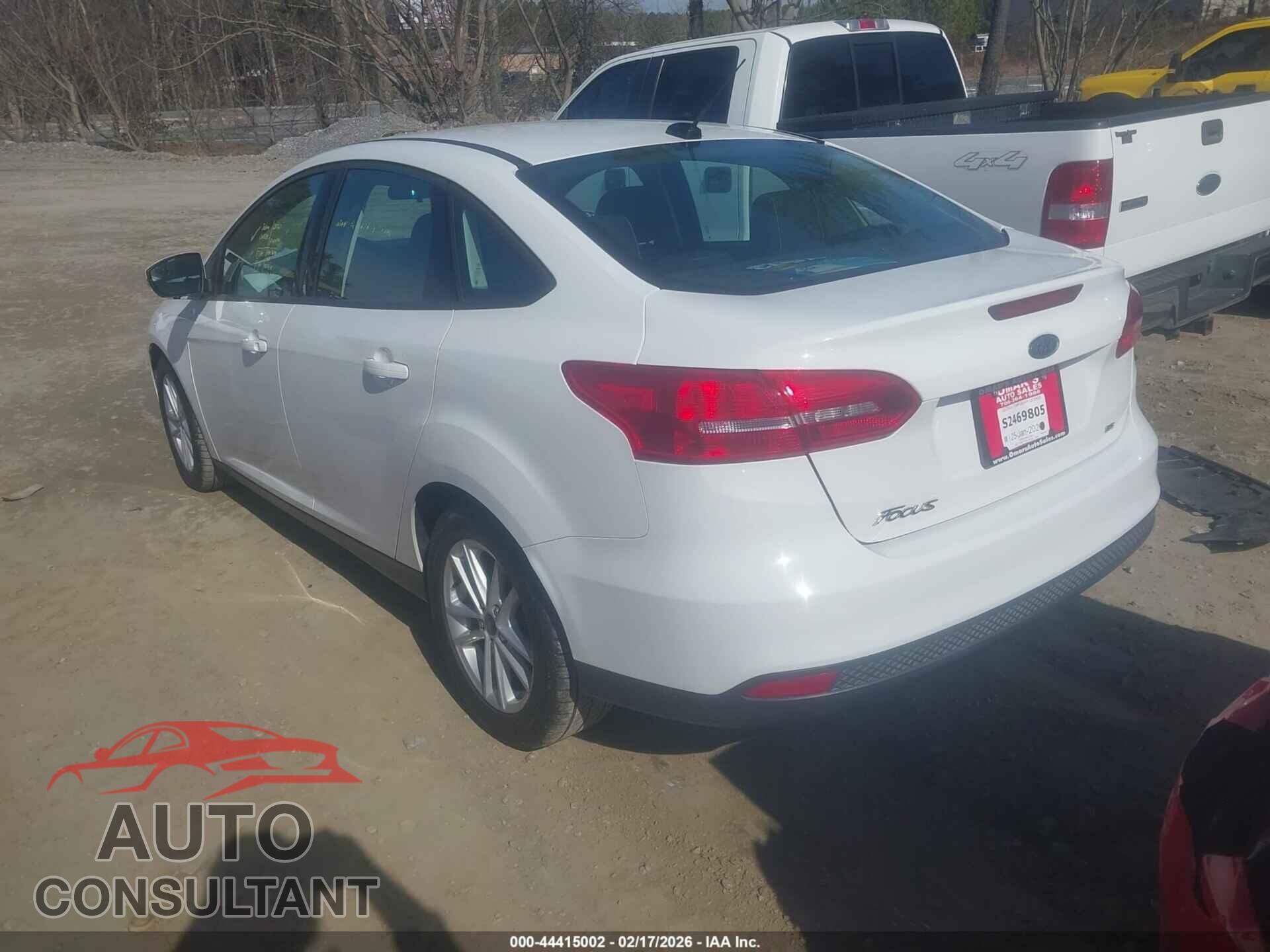 FORD FOCUS 2017 - 1FADP3F28HL304880