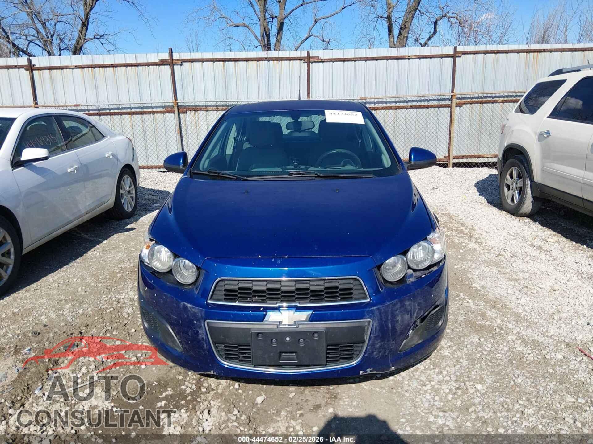 CHEVROLET SONIC 2014 - 1G1JA5SH0E4142875