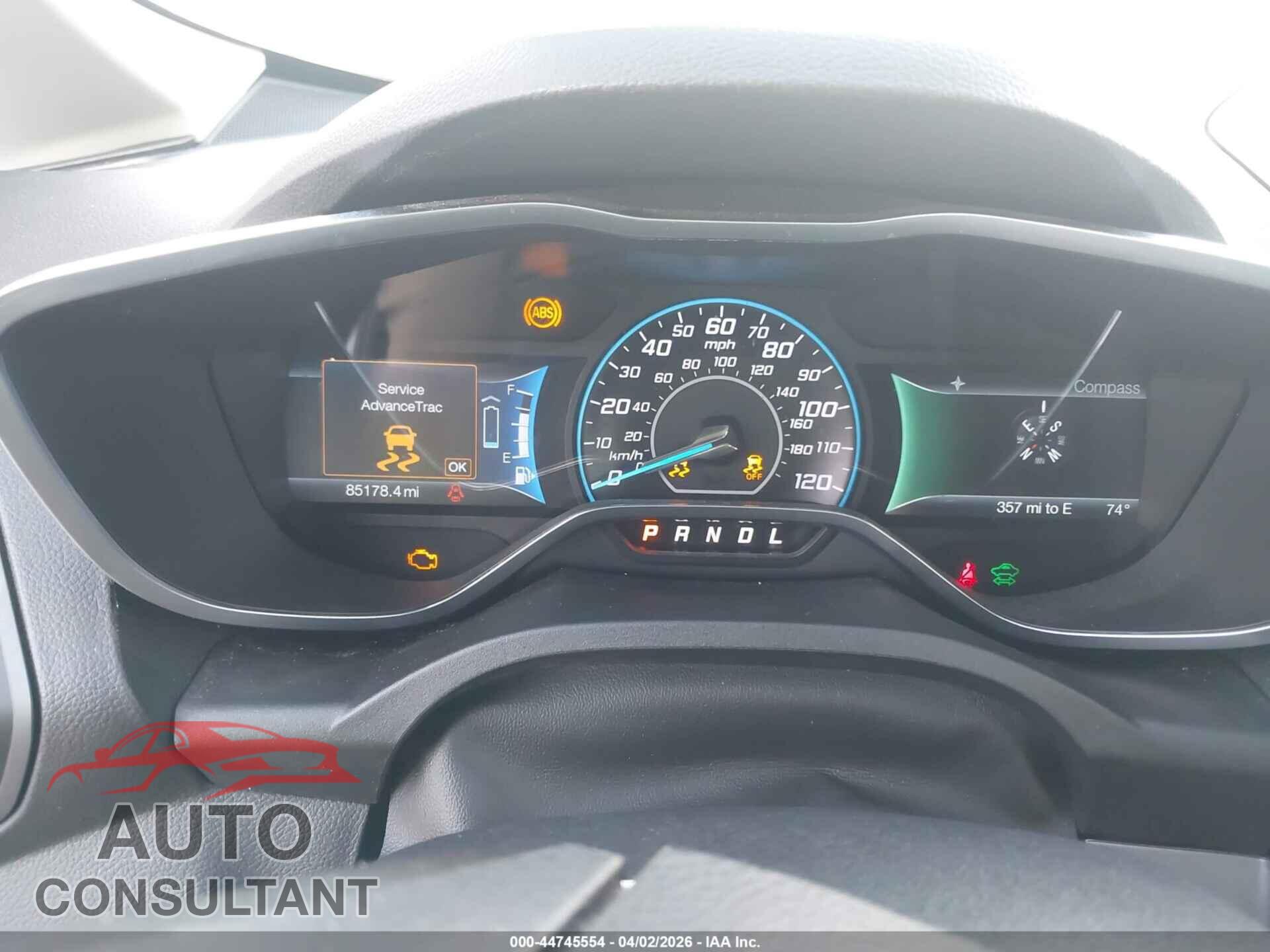 FORD C-MAX HYBRID 2015 - 1FADP5AU0FL118400