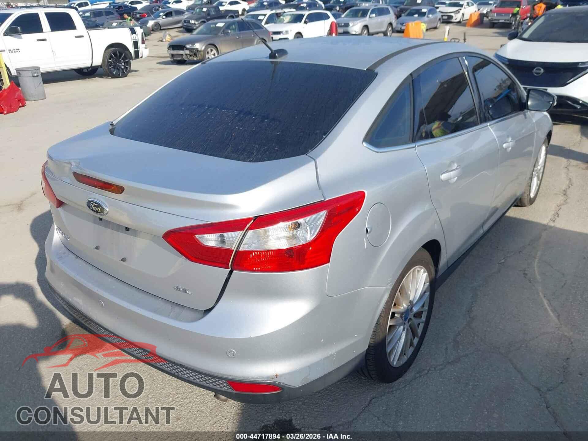 FORD FOCUS 2012 - 1FAHP3H20CL120119