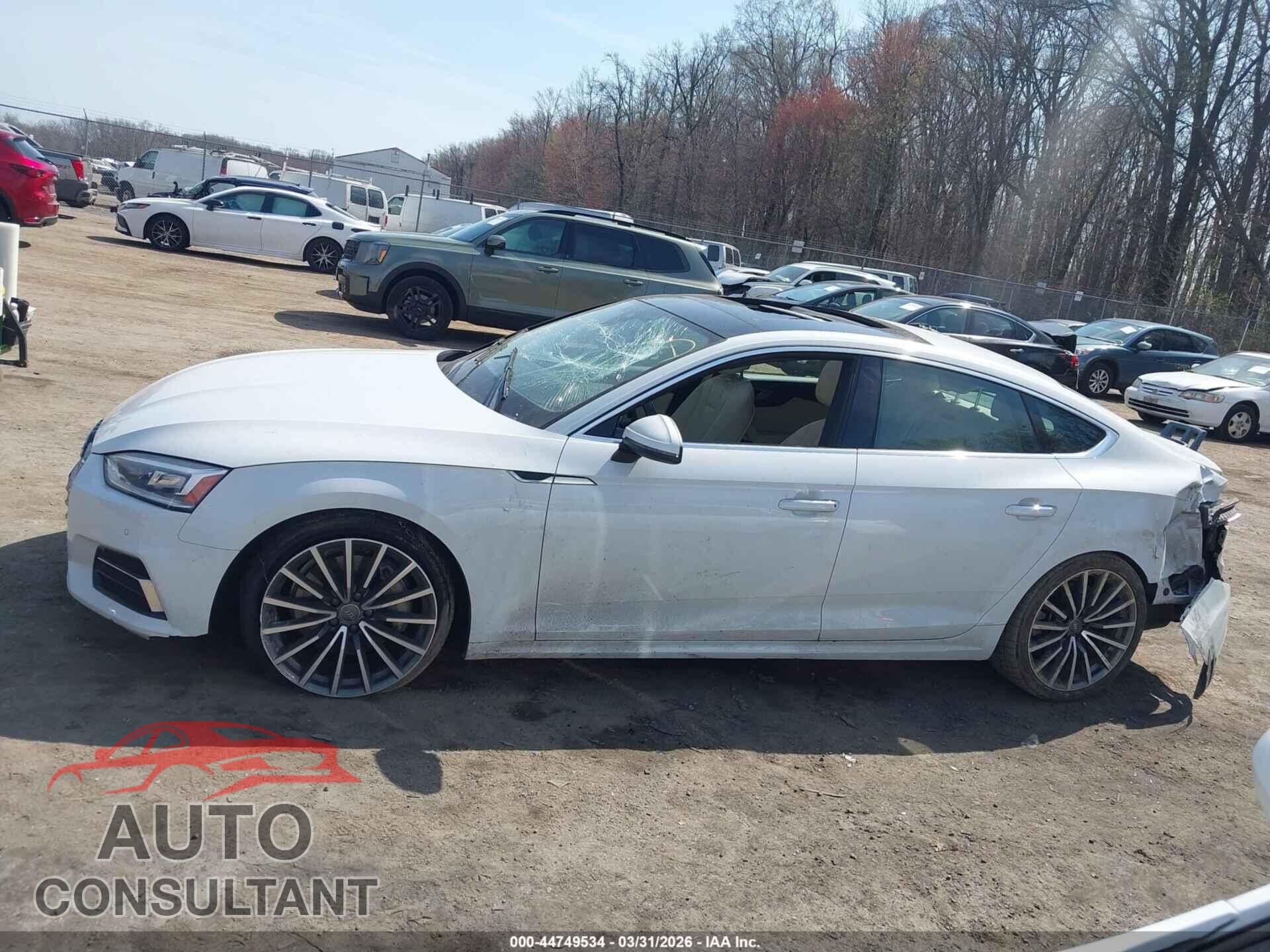 AUDI A5 2018 - WAUBNCF58JA133063