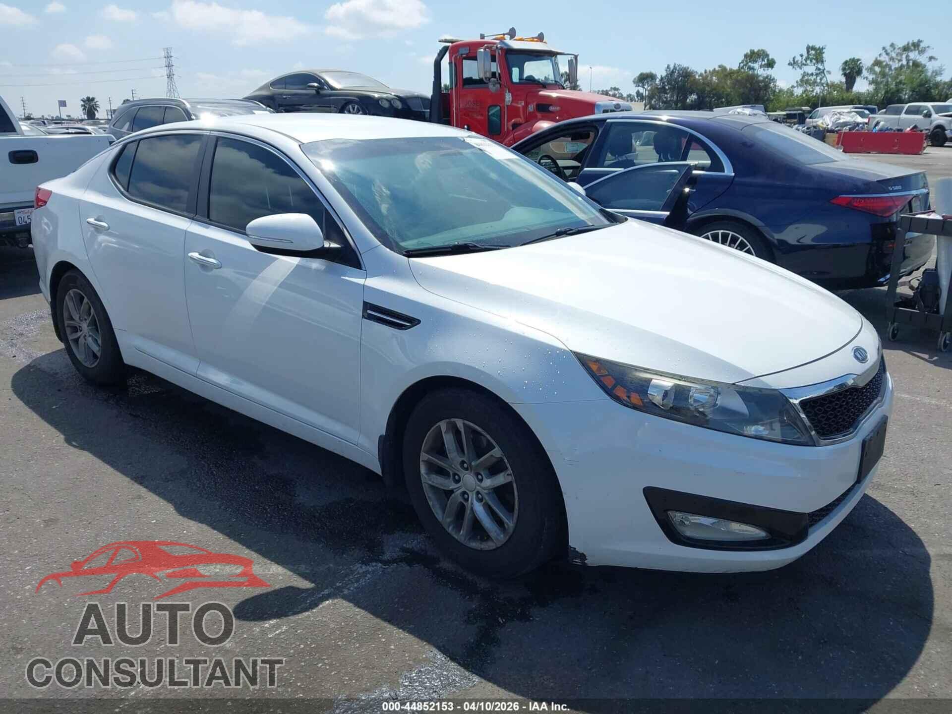 KIA OPTIMA 2012 - 5XXGM4A75CG025100