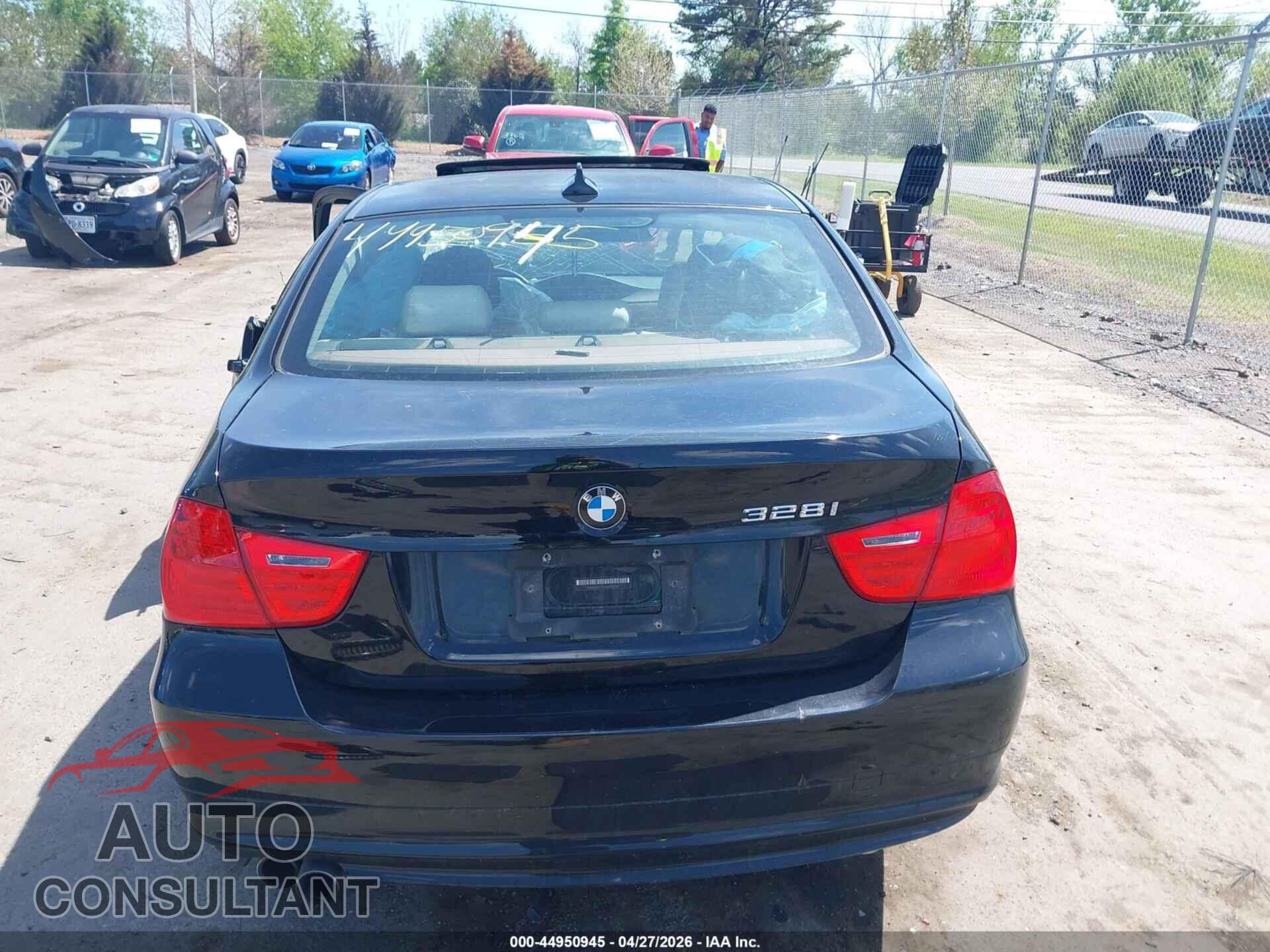 BMW 328I 2010 - WBAPH7C59AA800084