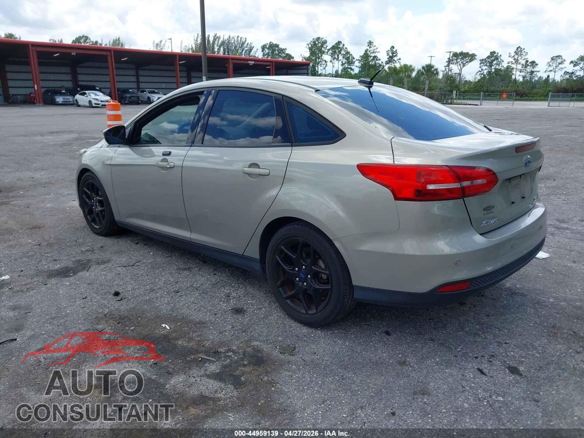 FORD FOCUS 2016 - 1FADP3F29GL393700
