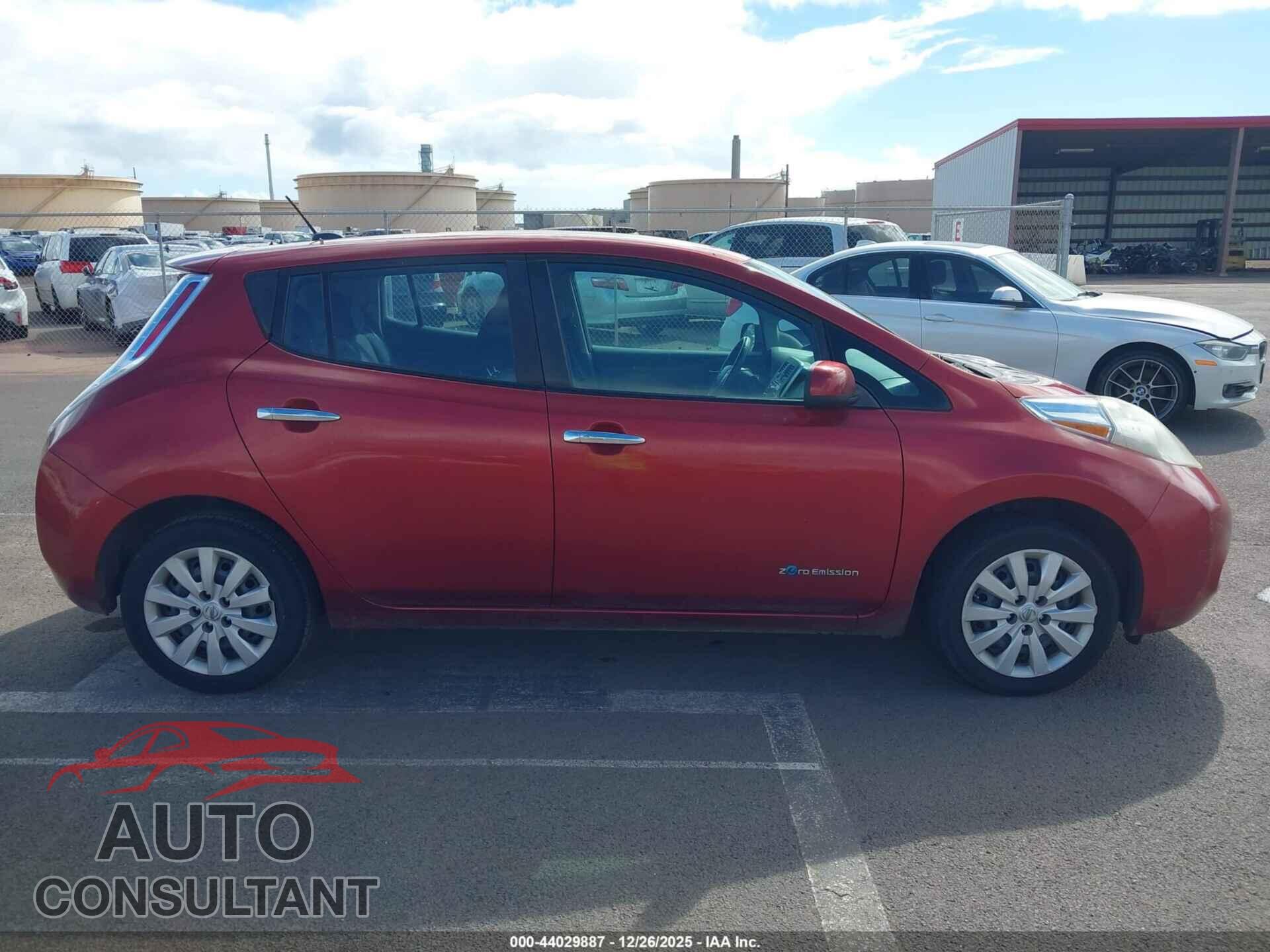 NISSAN LEAF 2015 - 1N4AZ0CP2FC314832