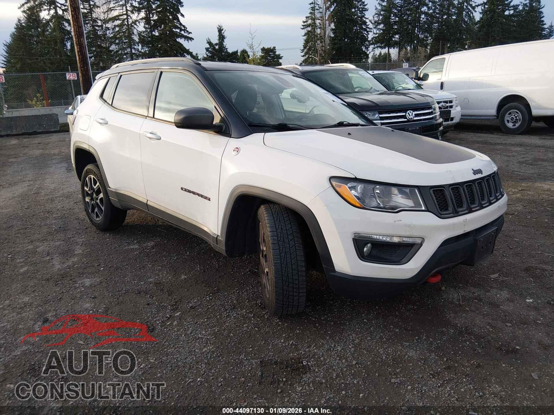 JEEP COMPASS 2019 - 3C4NJDDB8KT722084