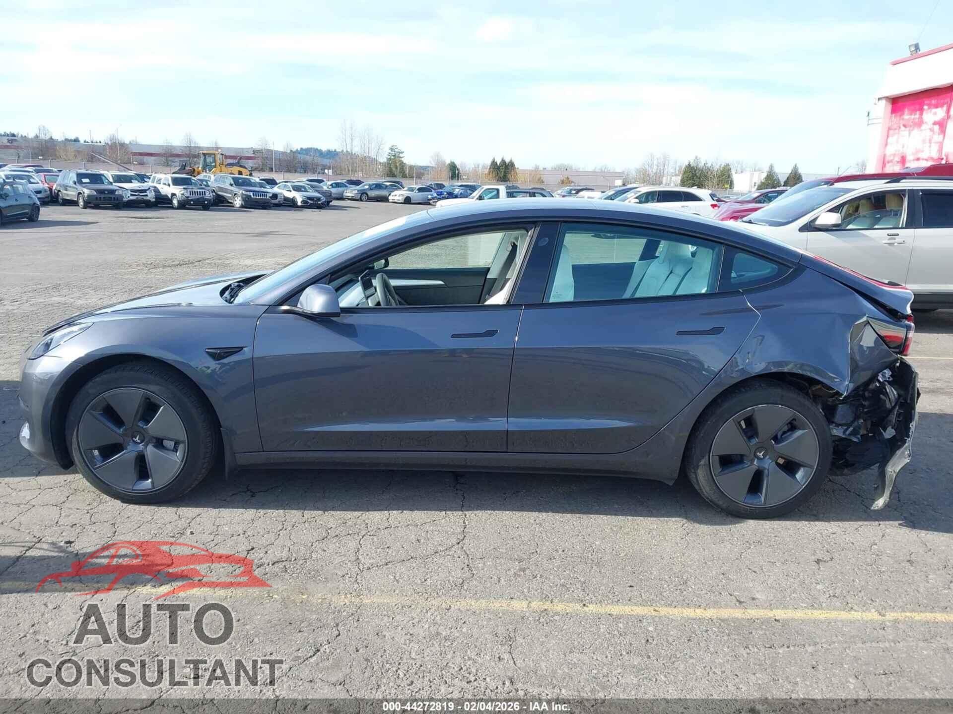 TESLA MODEL 3 2023 - 5YJ3E1EA0PF707651