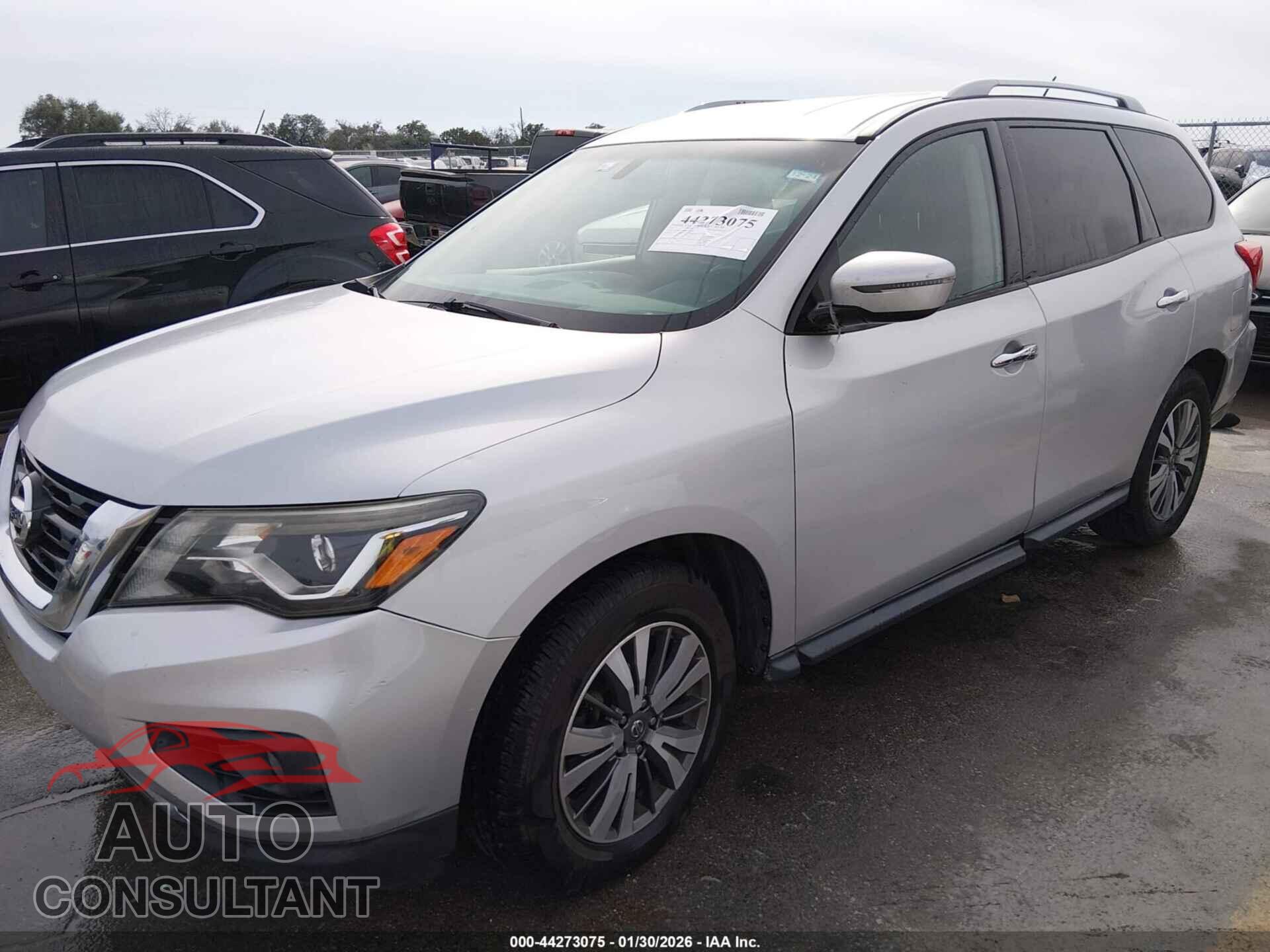 NISSAN PATHFINDER 2017 - 5N1DR2MN5HC679150