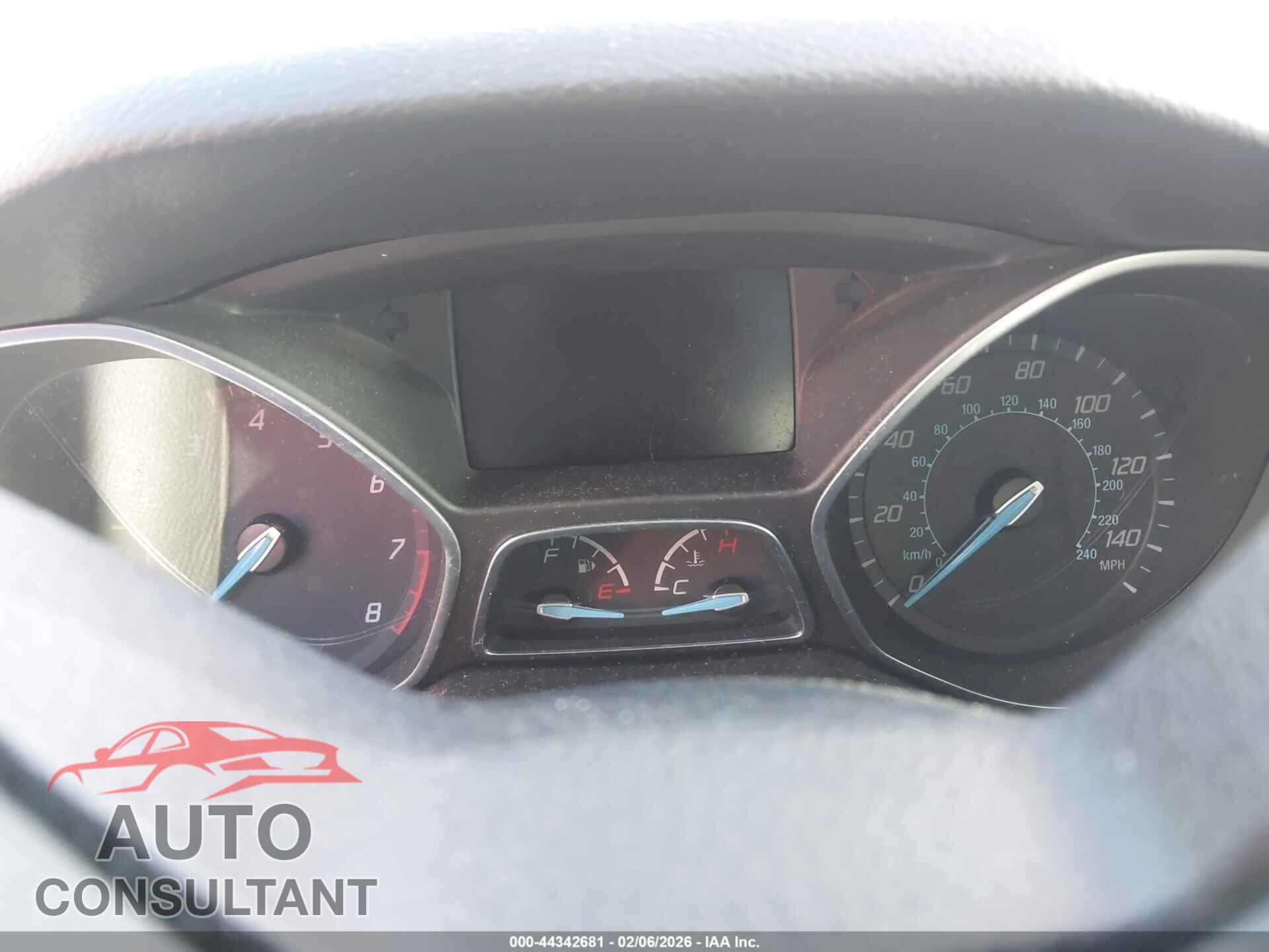FORD FOCUS 2014 - 1FADP3F23EL439826