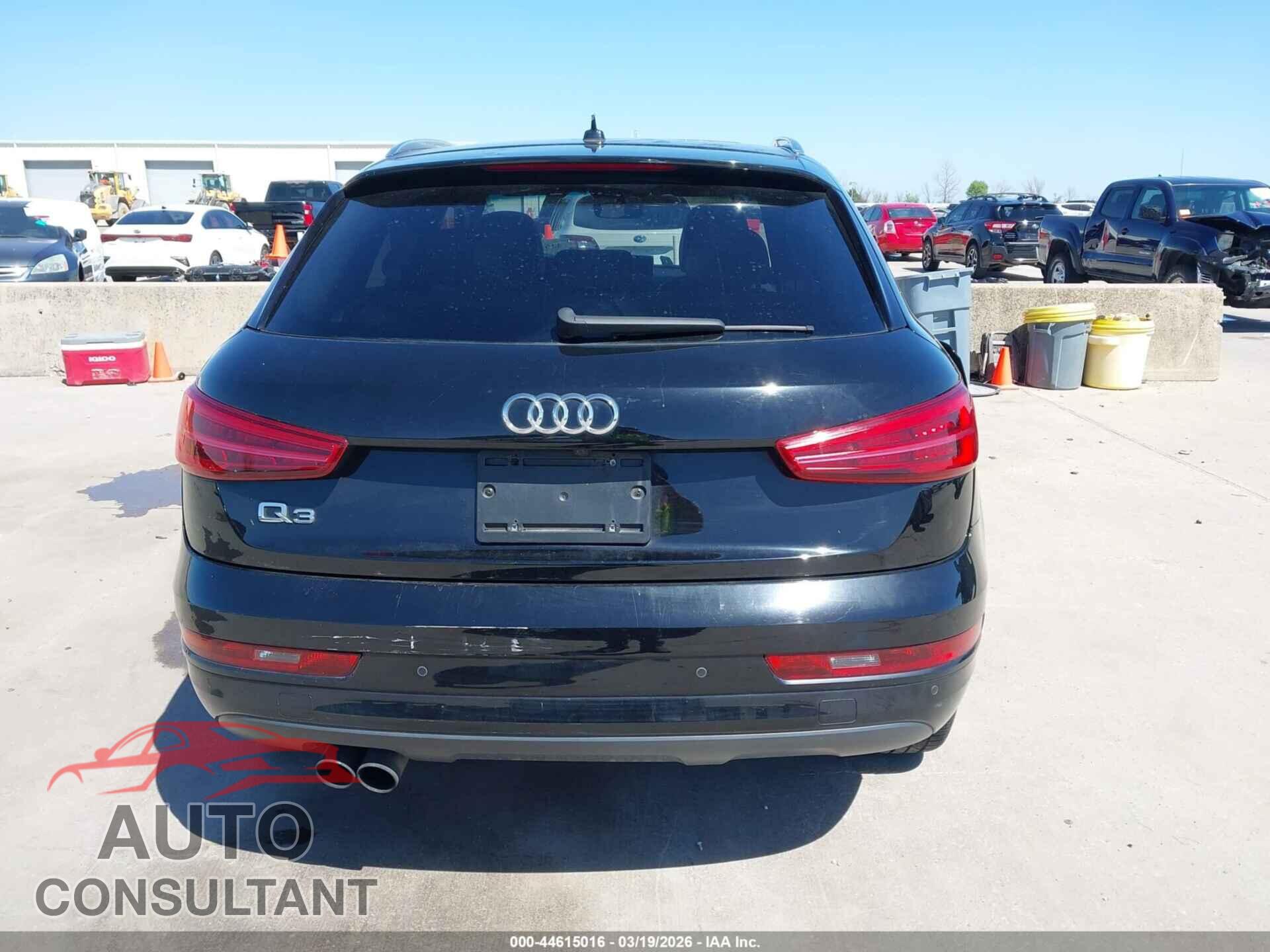 AUDI Q3 2017 - WA1BCCFS1HR009639