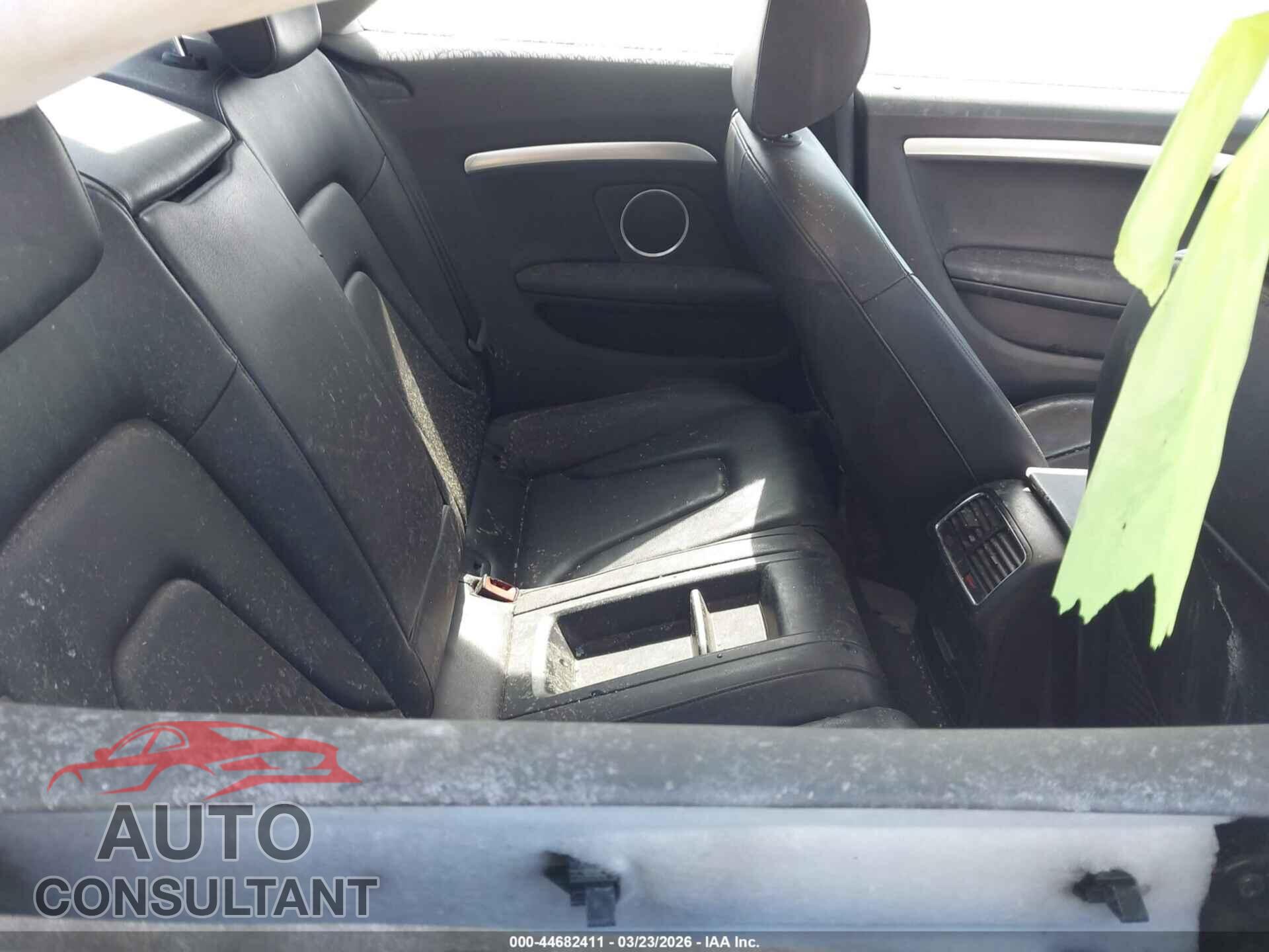 AUDI A5 2010 - WAULFAFRXAA002659