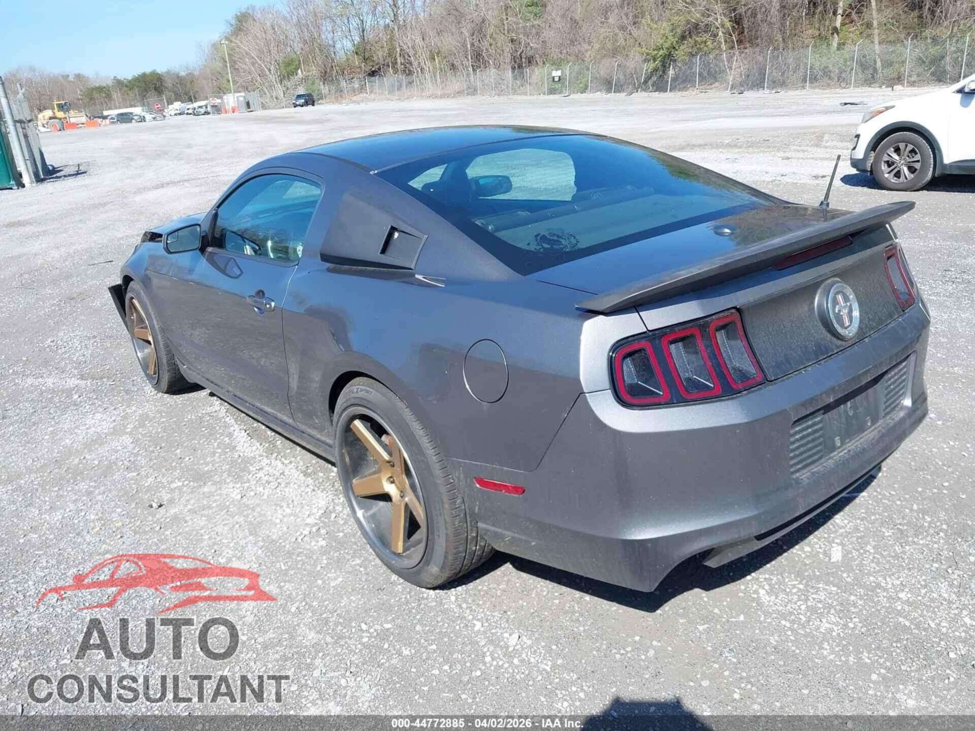 FORD MUSTANG 2014 - 1ZVBP8AM0E5277372