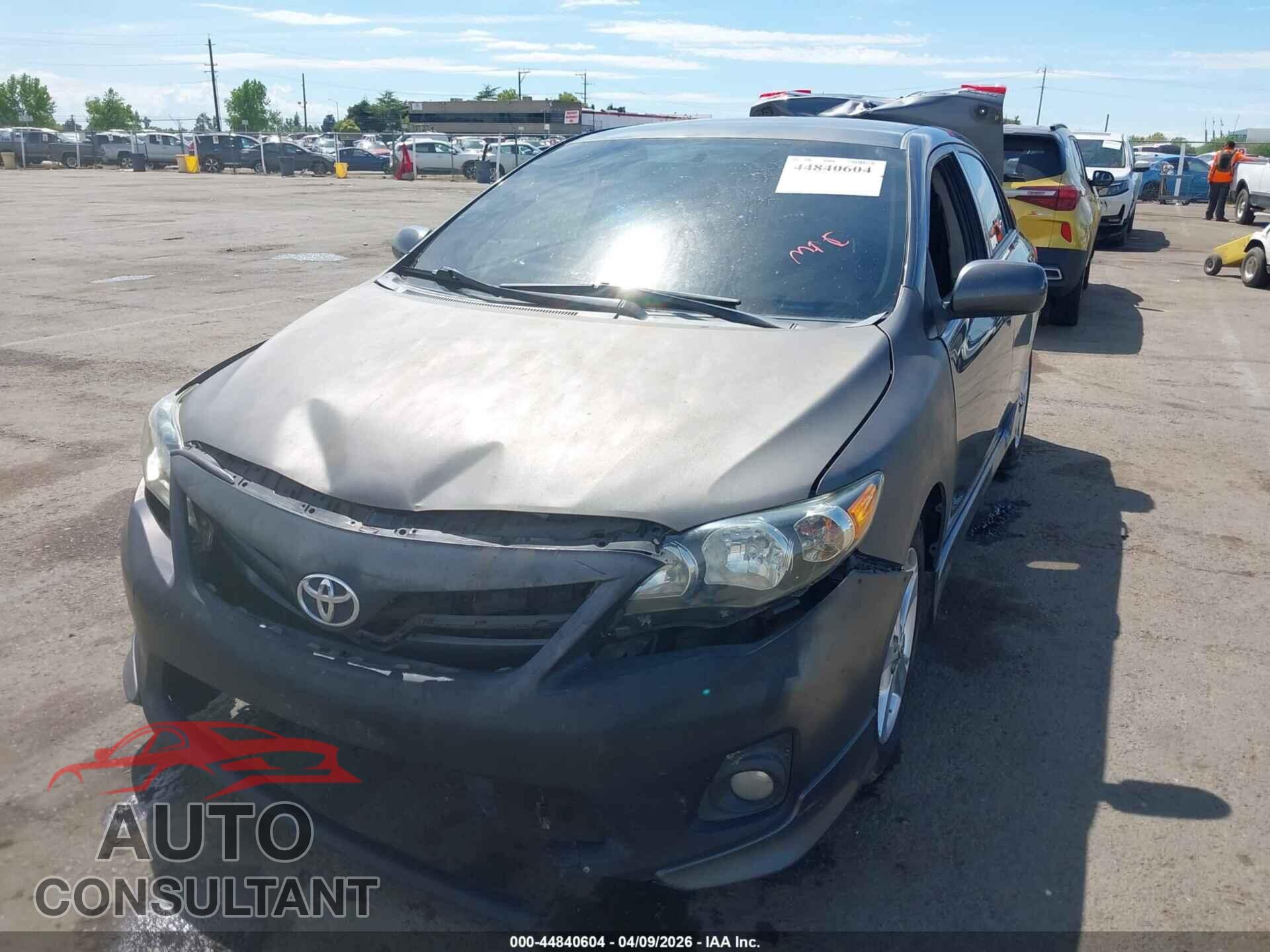 TOYOTA COROLLA 2011 - 2T1BU4EE2BC753255