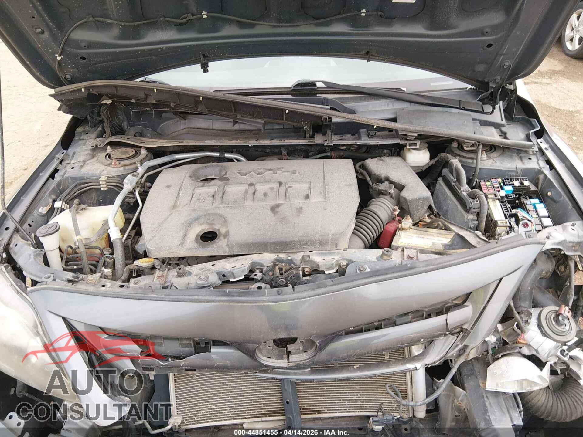 TOYOTA COROLLA 2013 - 2T1BU4EE3DC944475
