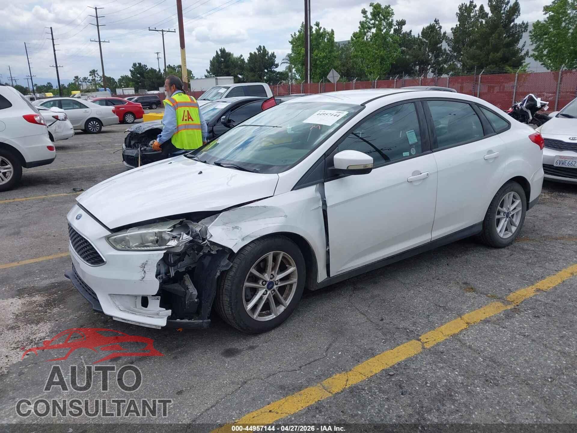 FORD FOCUS 2016 - 1FADP3F21GL326749