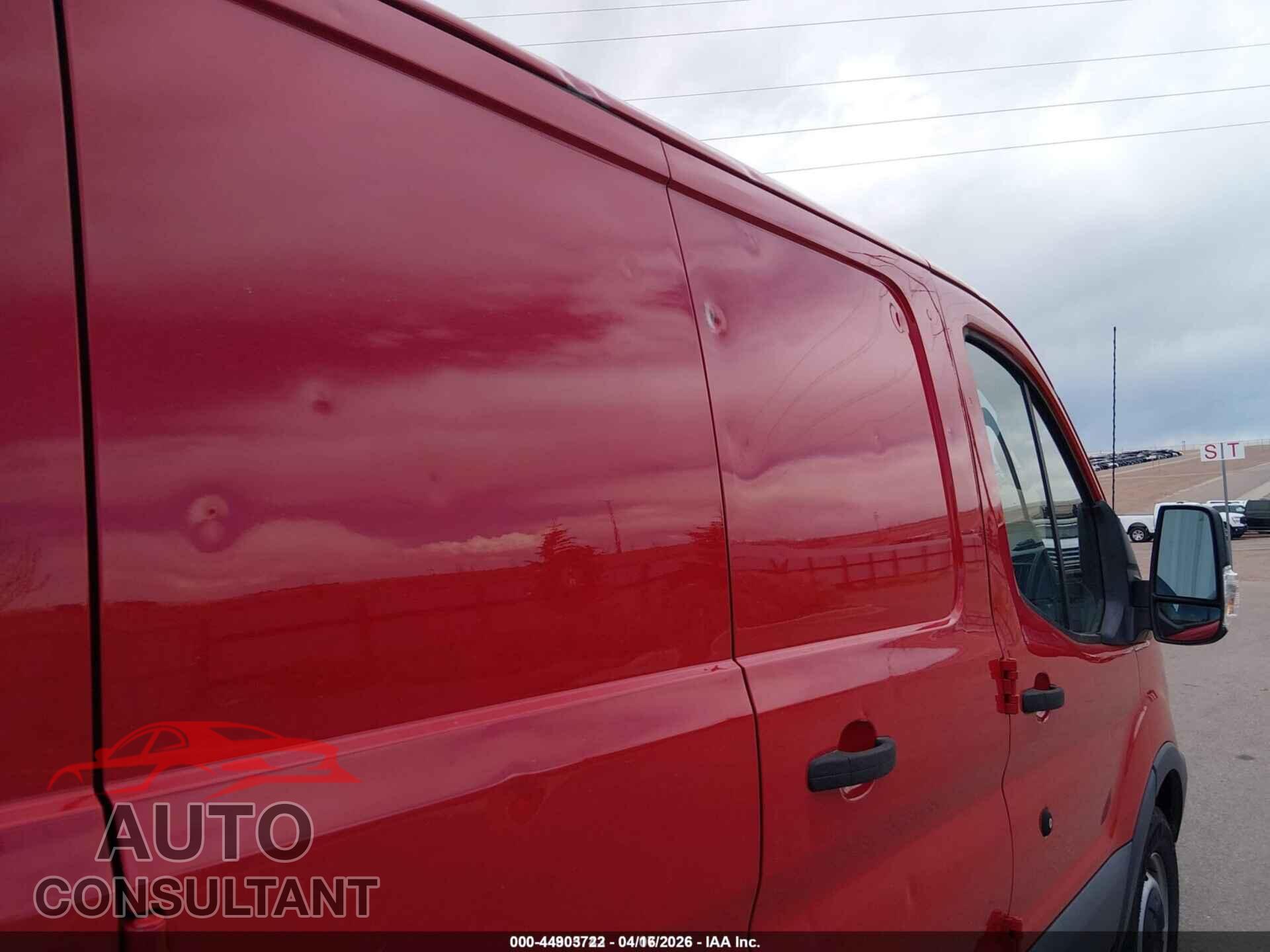 FORD TRANSIT-150 2015 - 1FTNE1ZM8FKB27983