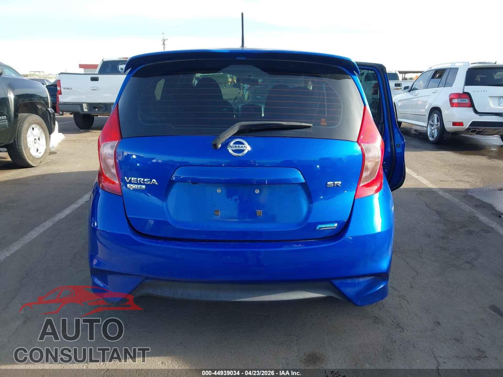 NISSAN VERSA NOTE 2015 - 3N1CE2CPXFL448120