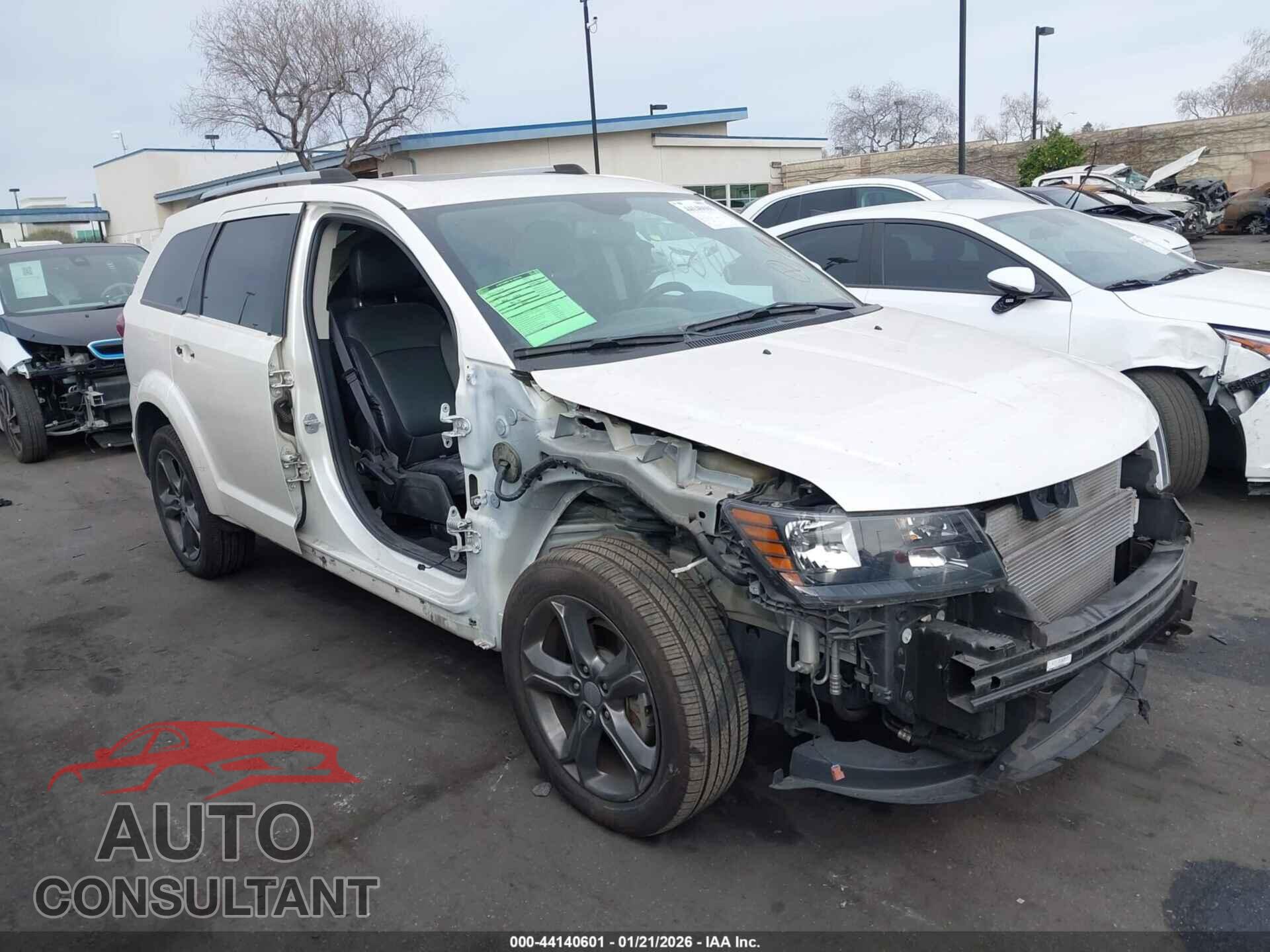 DODGE JOURNEY 2015 - 3C4PDCGG9FT611261