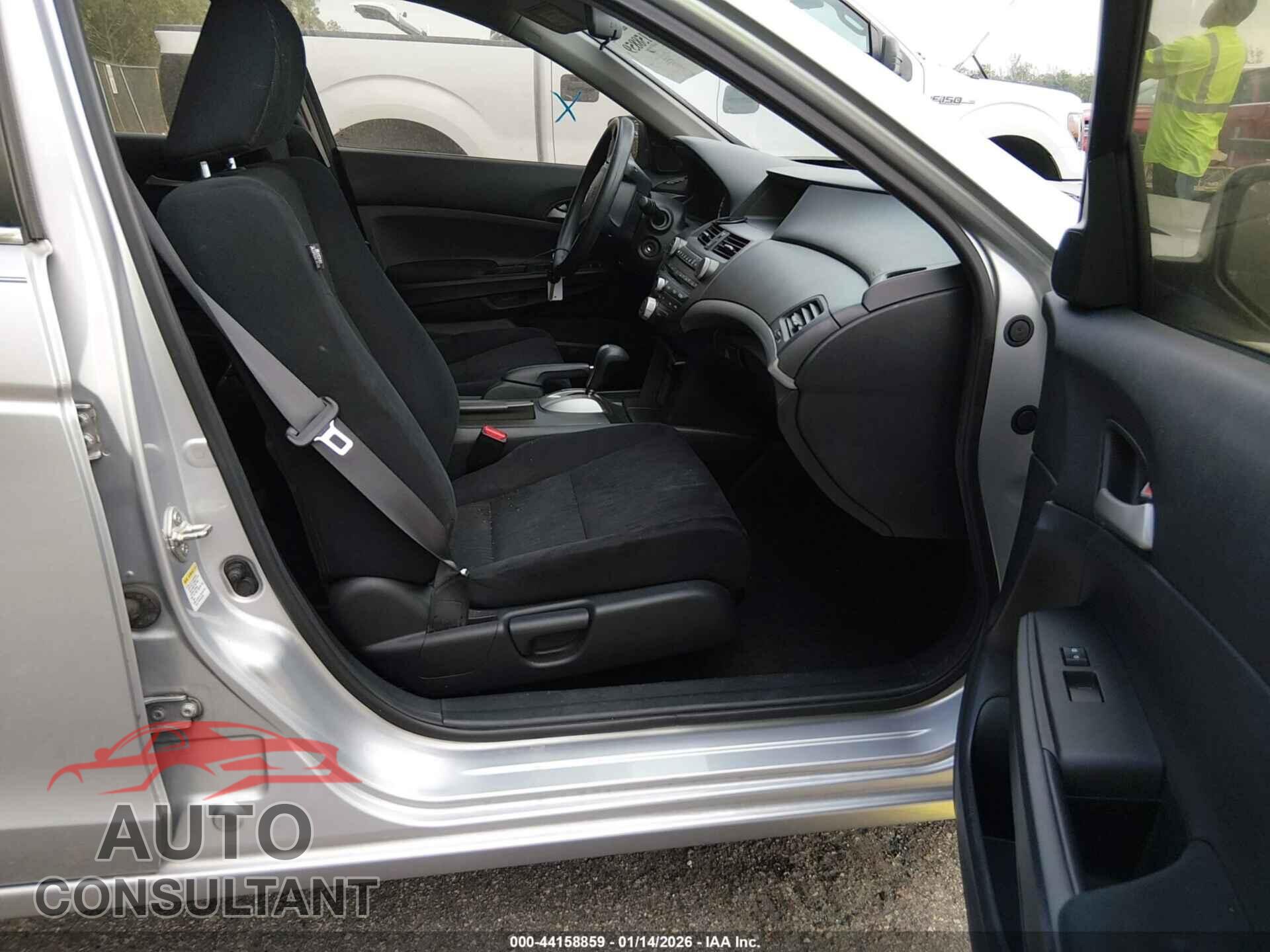 HONDA ACCORD 2011 - 1HGCP2F38BA113294