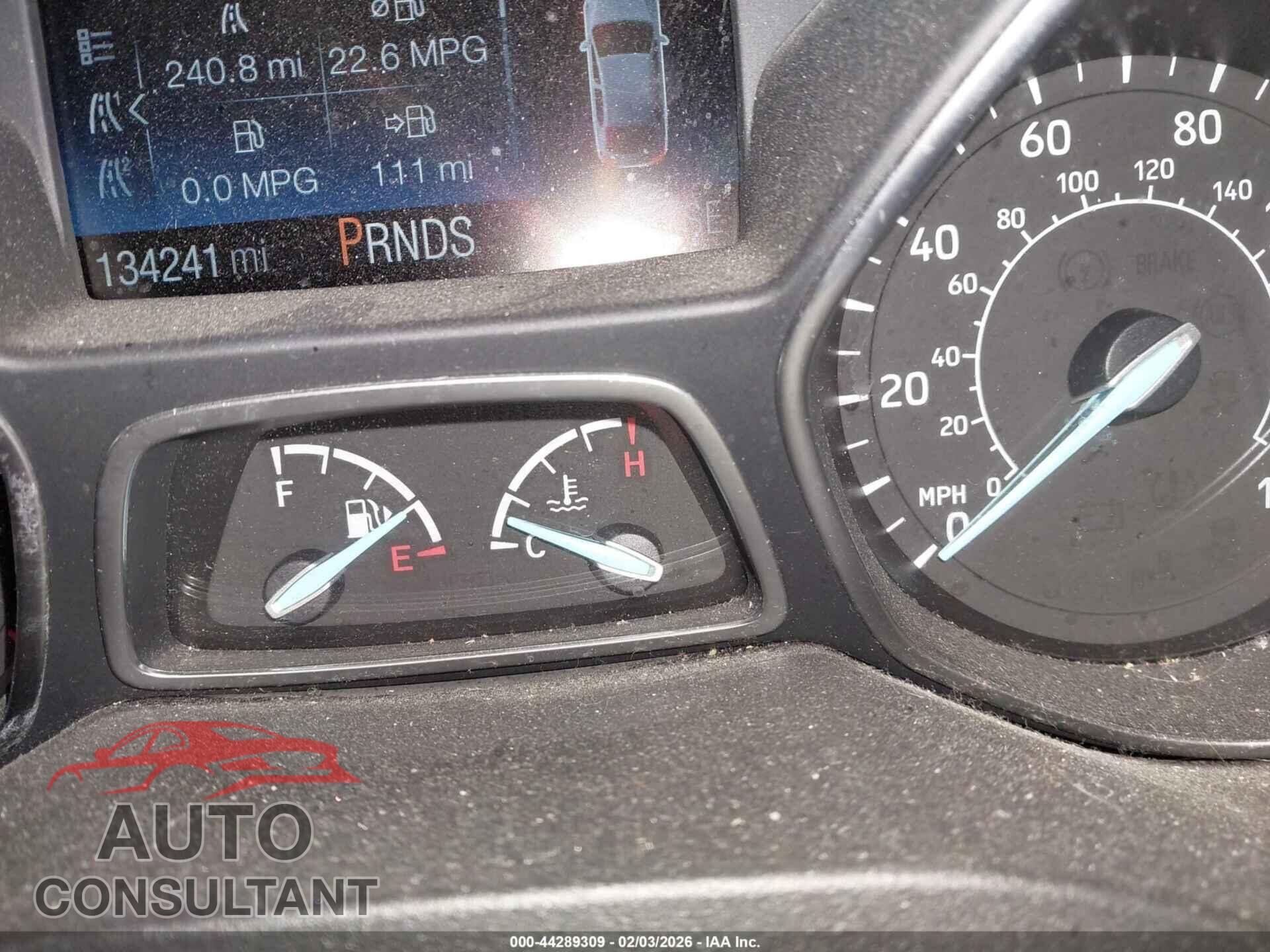 FORD ESCAPE 2017 - 1FMCU9JD9HUC41370