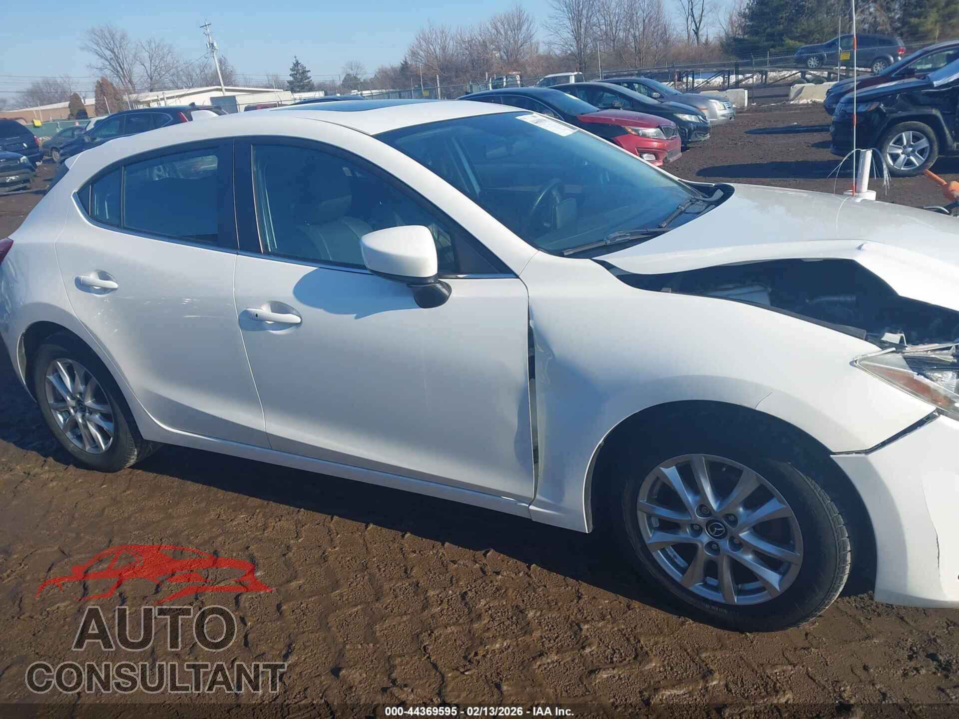 MAZDA MAZDA3 2014 - JM1BM1M76E1154420