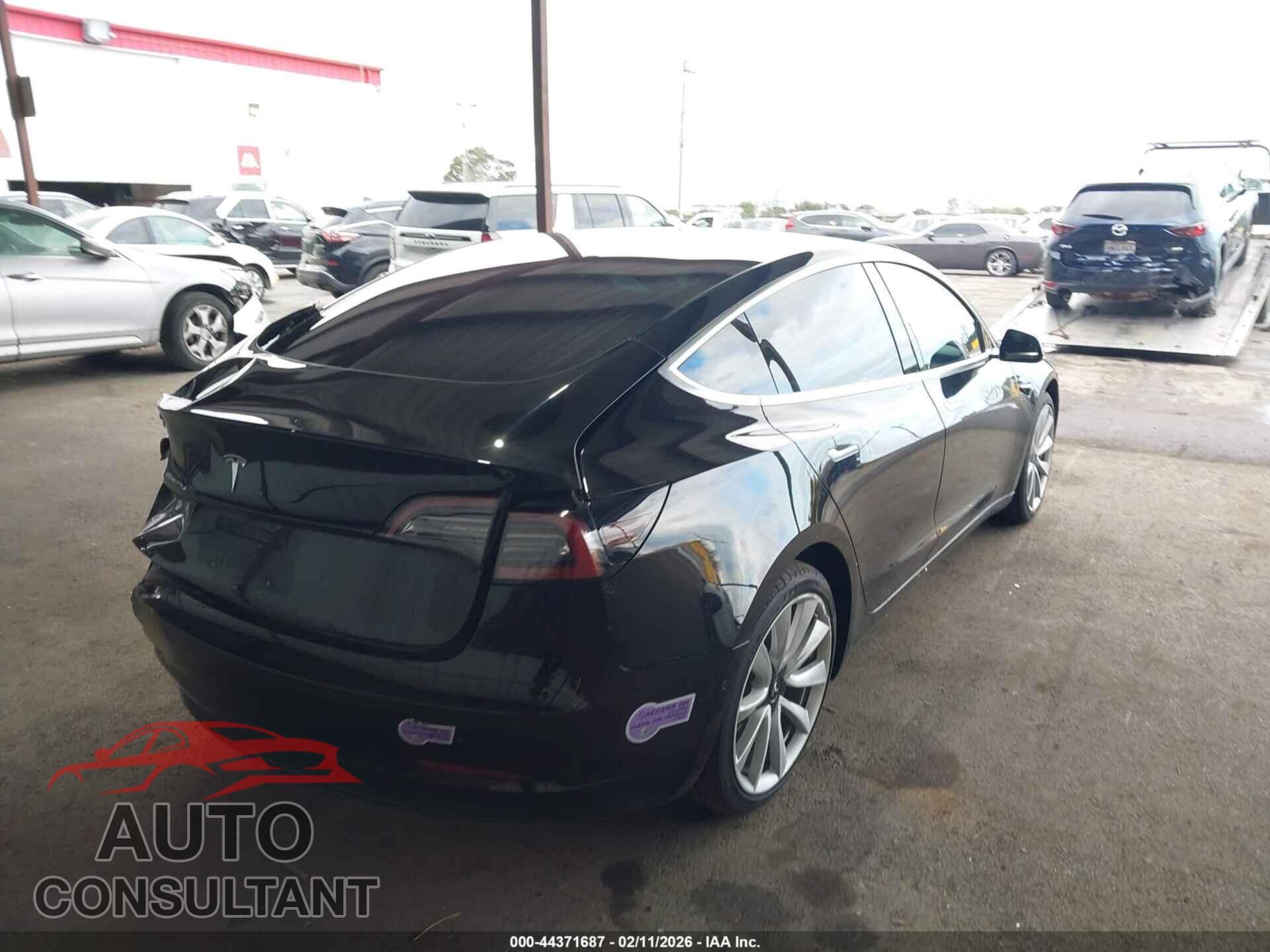 TESLA MODEL 3 2018 - 5YJ3E1EA0JF179441