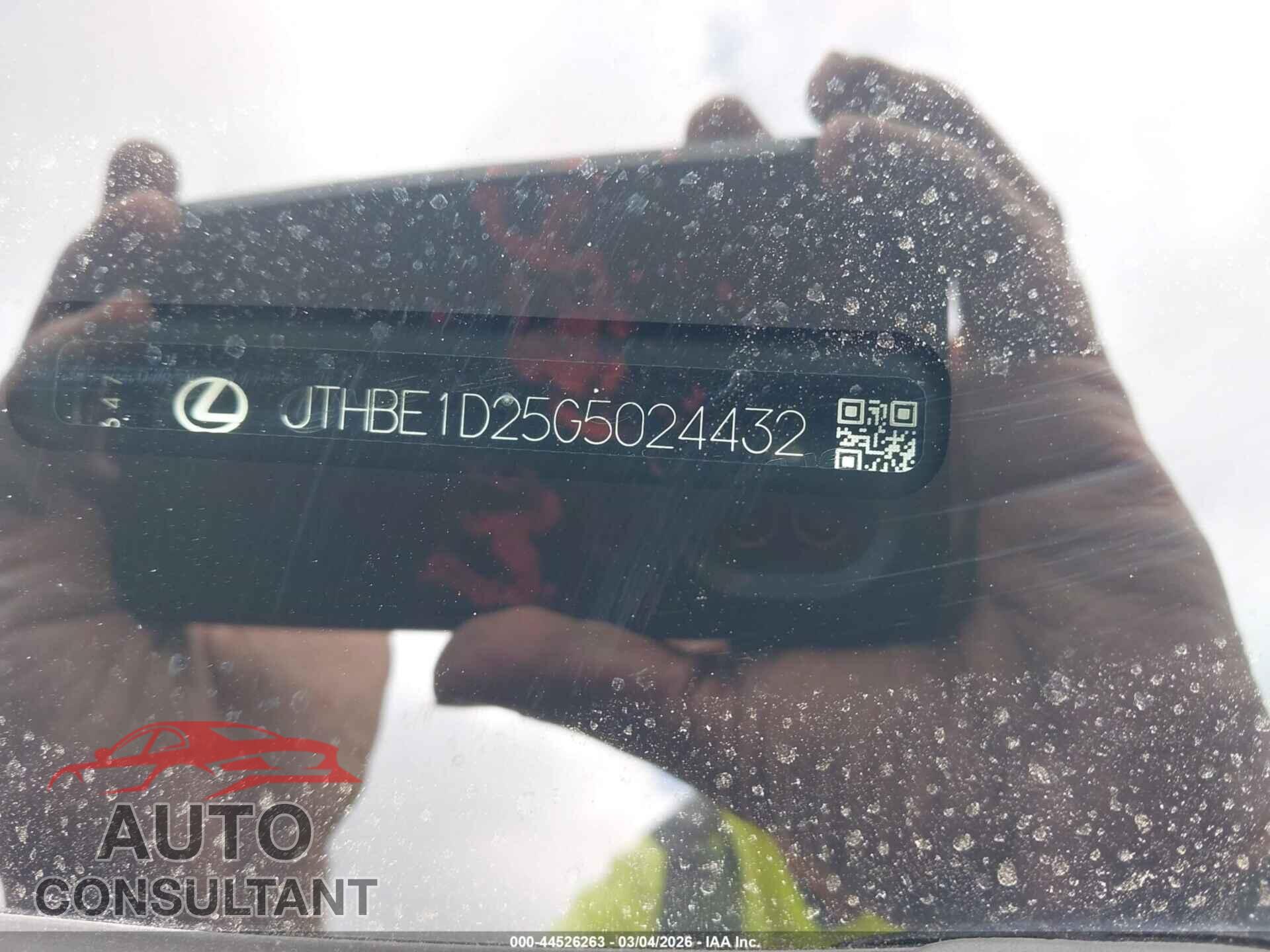LEXUS IS 350 2016 - JTHBE1D25G5024432