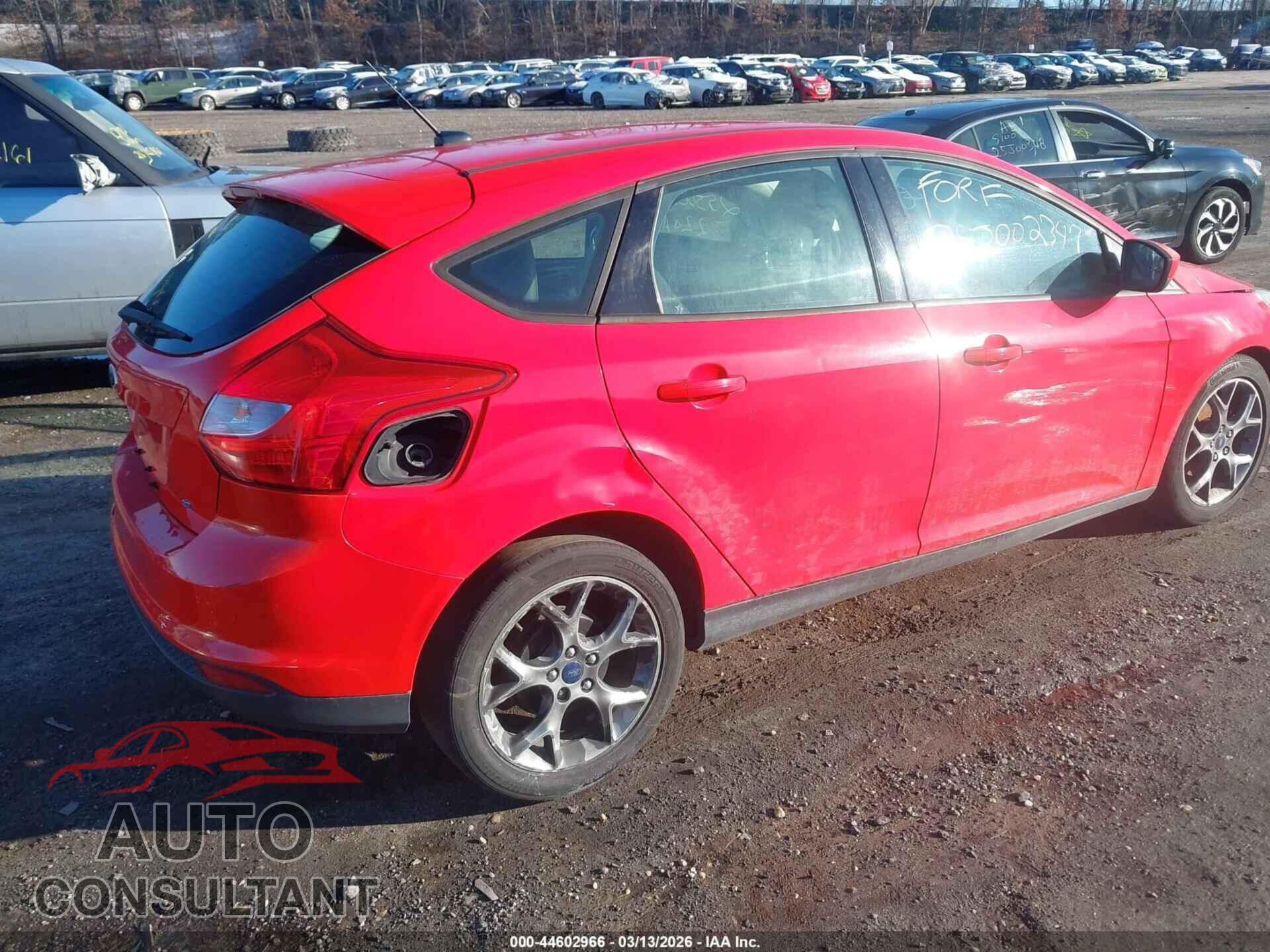 FORD FOCUS 2012 - 1FAHP3K21CL177504
