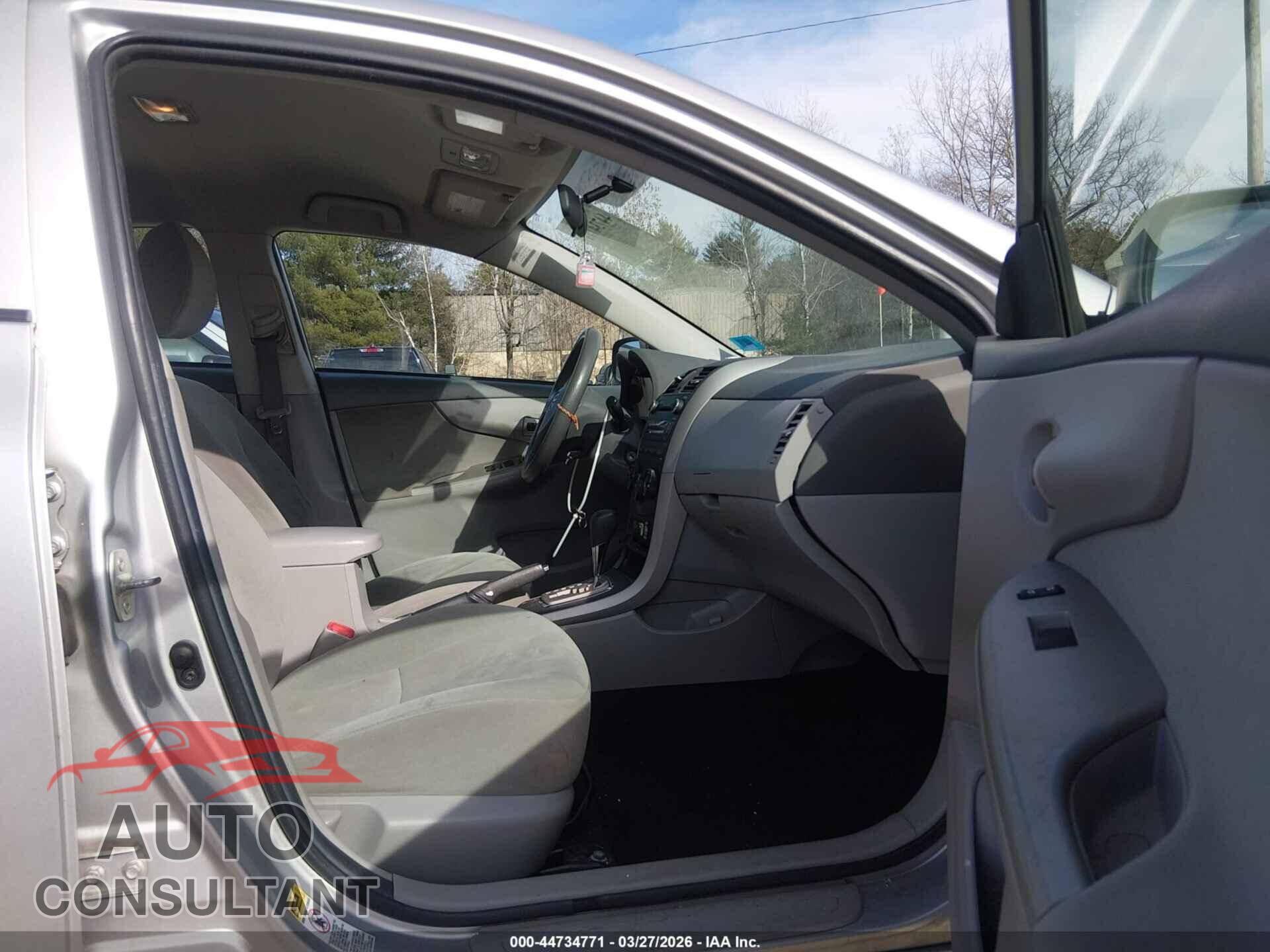 TOYOTA COROLLA 2010 - 2T1BU4EE3AC323796