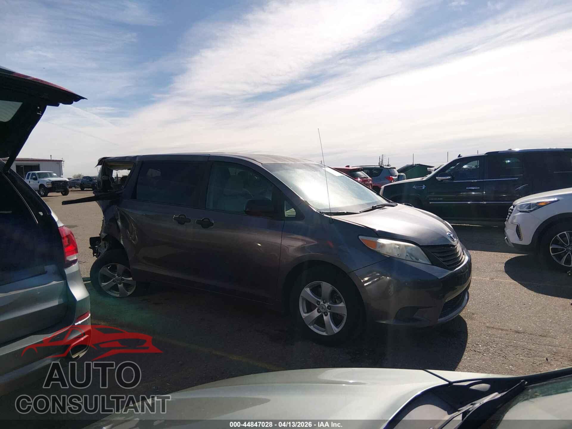 TOYOTA SIENNA 2012 - 5TDZK3DC2CS199982