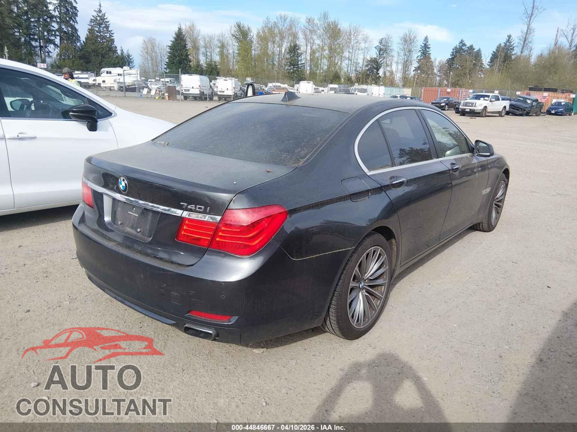 BMW 740I 2011 - WBAKA4C55BC613122