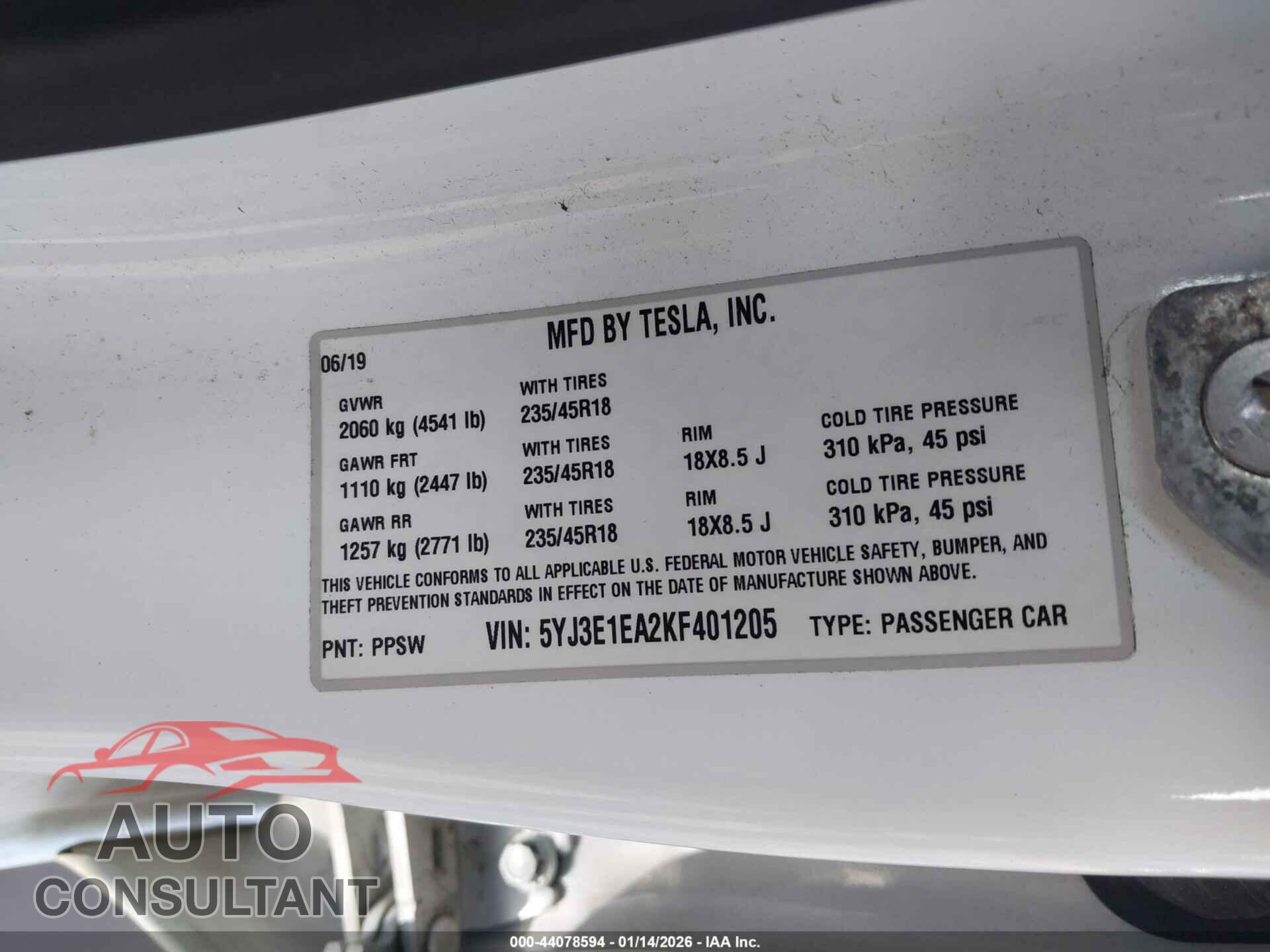 TESLA MODEL 3 2019 - 5YJ3E1EA2KF401205