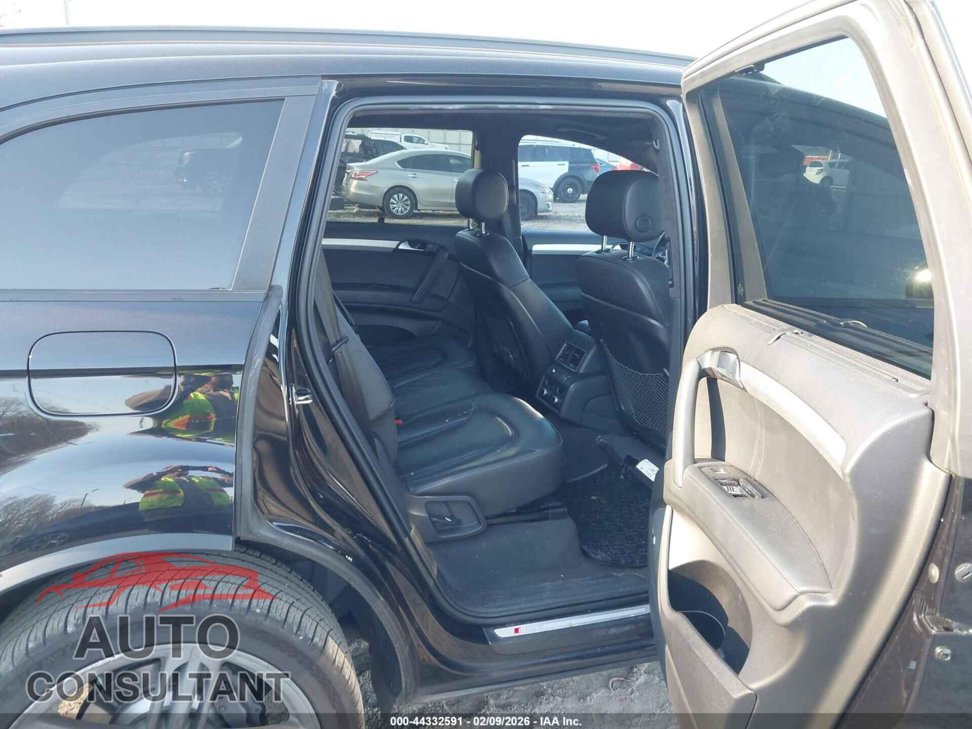 AUDI Q7 2015 - WA1DGAFE7FD016049