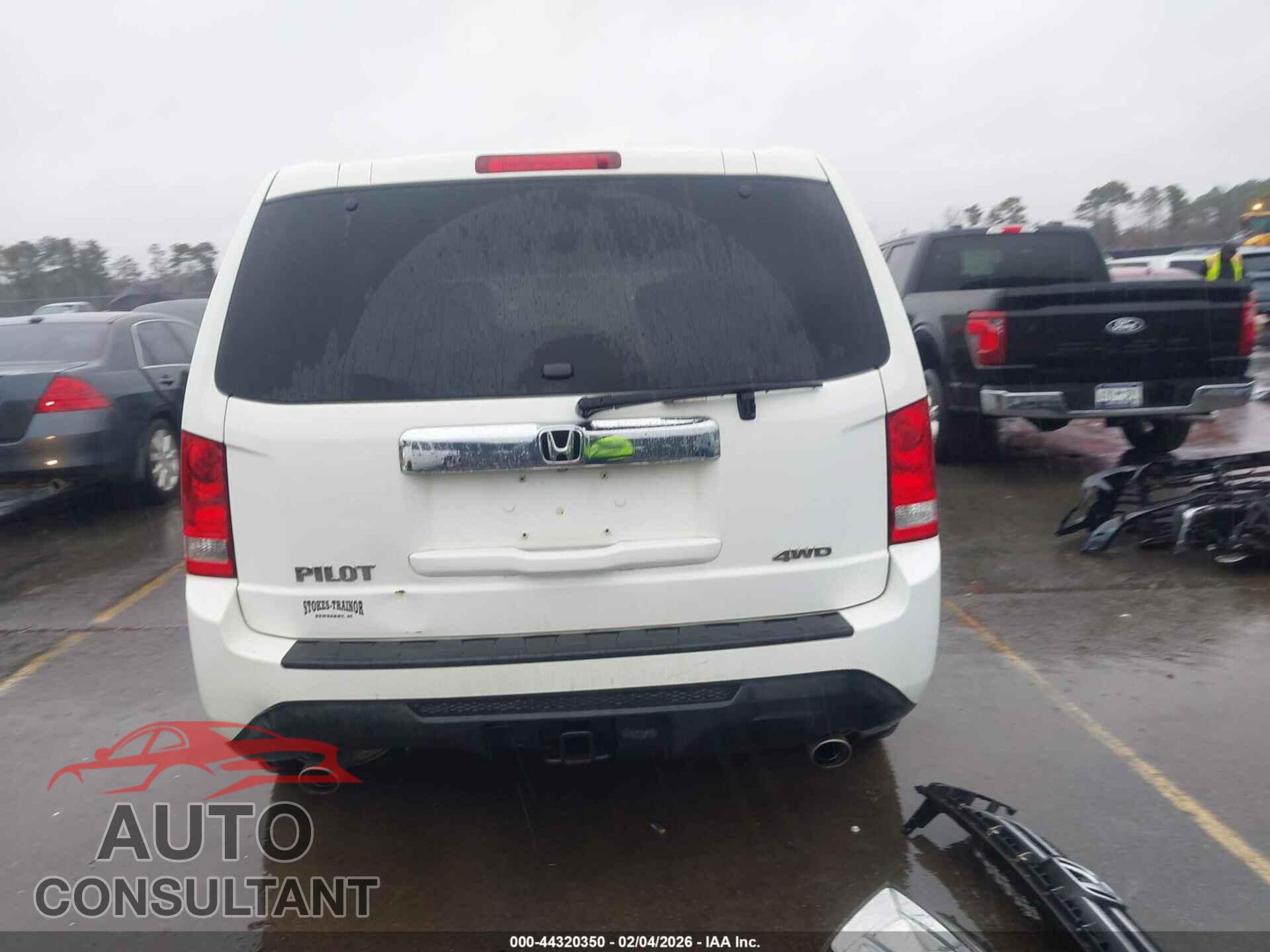 HONDA PILOT 2015 - 5FNYF4H71FB027793