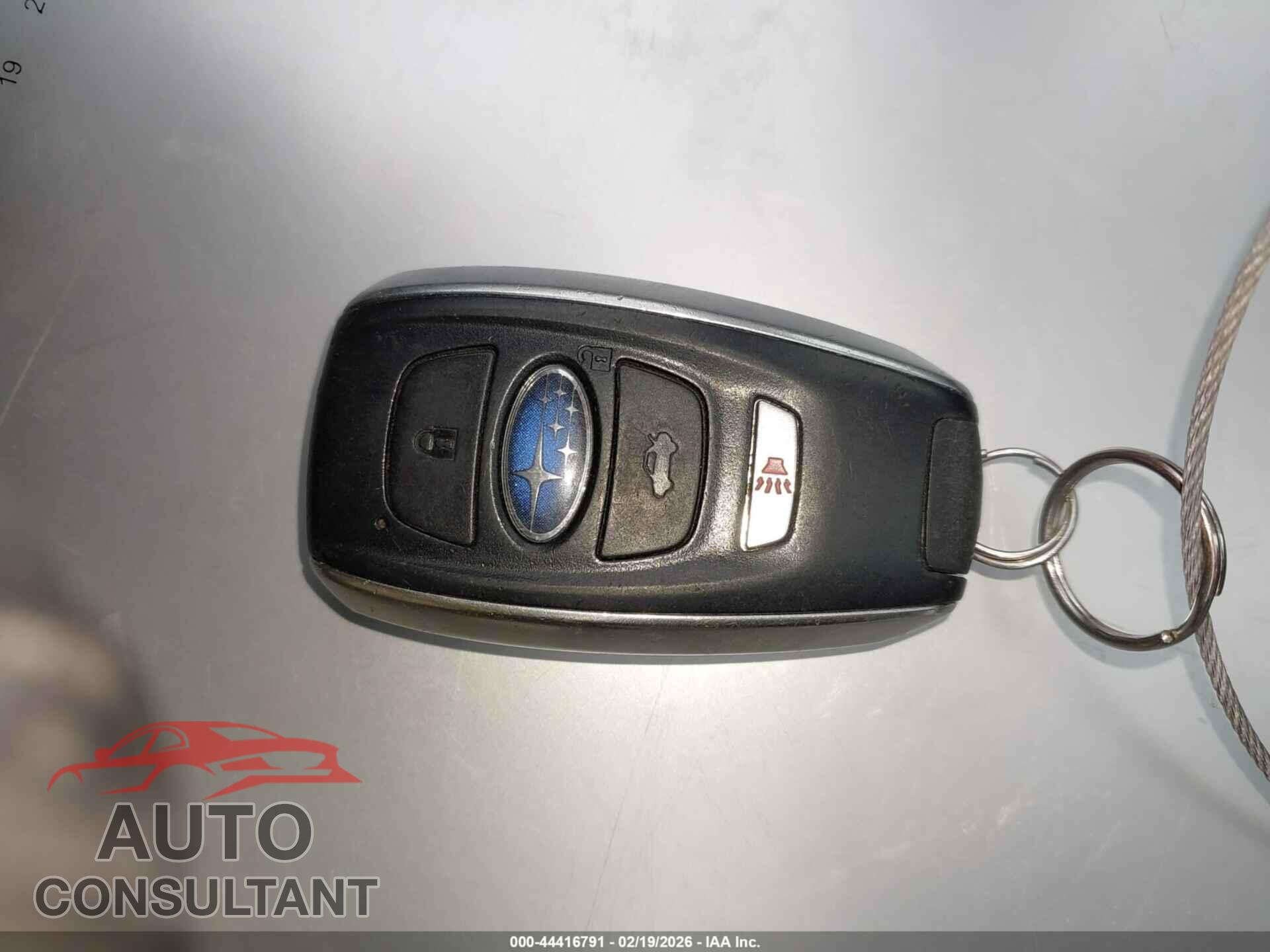 SUBARU OUTBACK 2018 - 4S4BSANC2J3297571