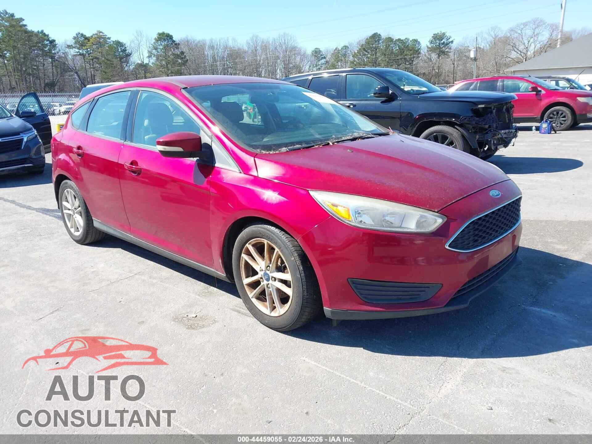 FORD FOCUS 2015 - 1FADP3K2XFL372469