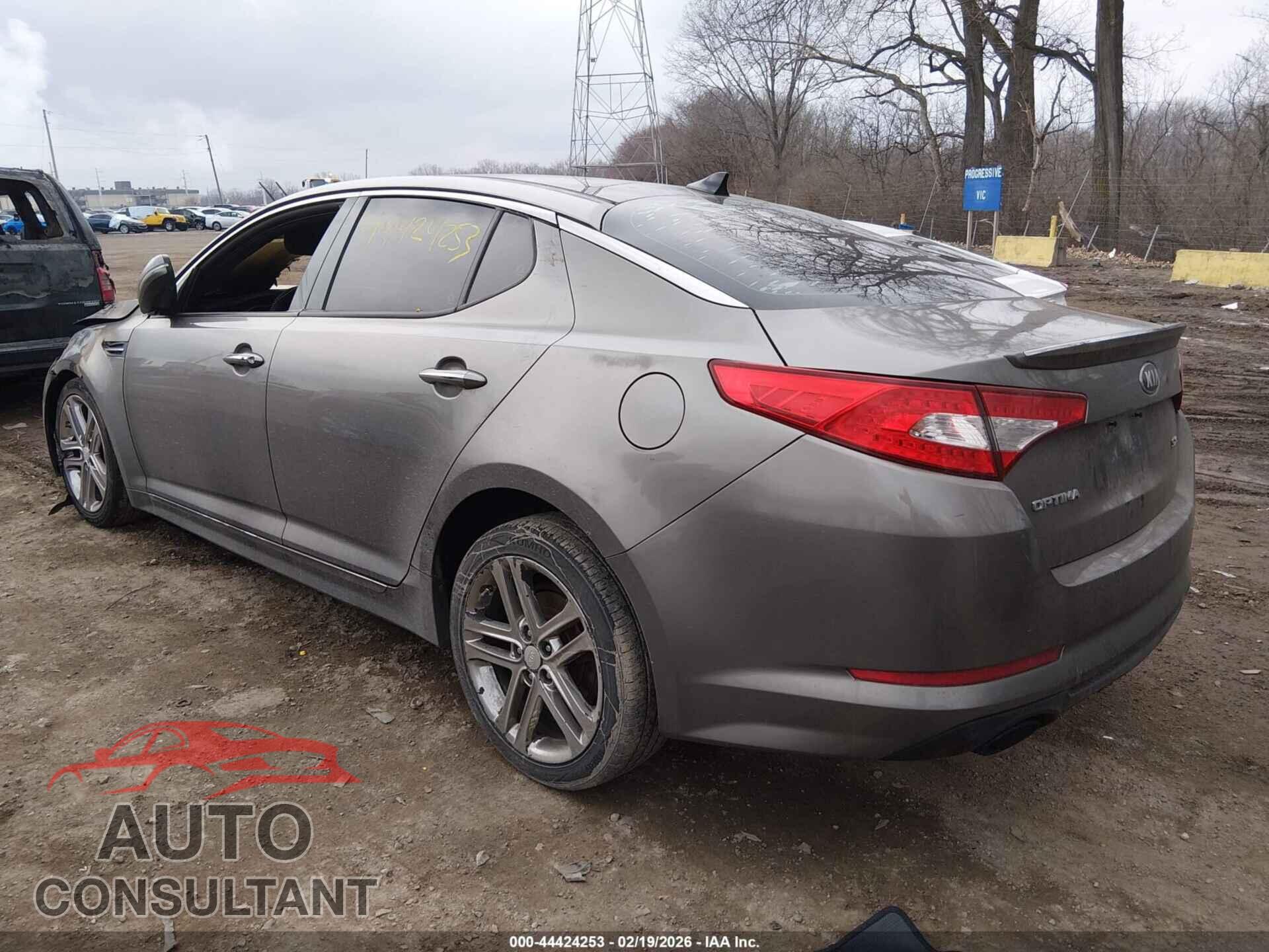 KIA OPTIMA 2013 - 5XXGR4A69DG110676