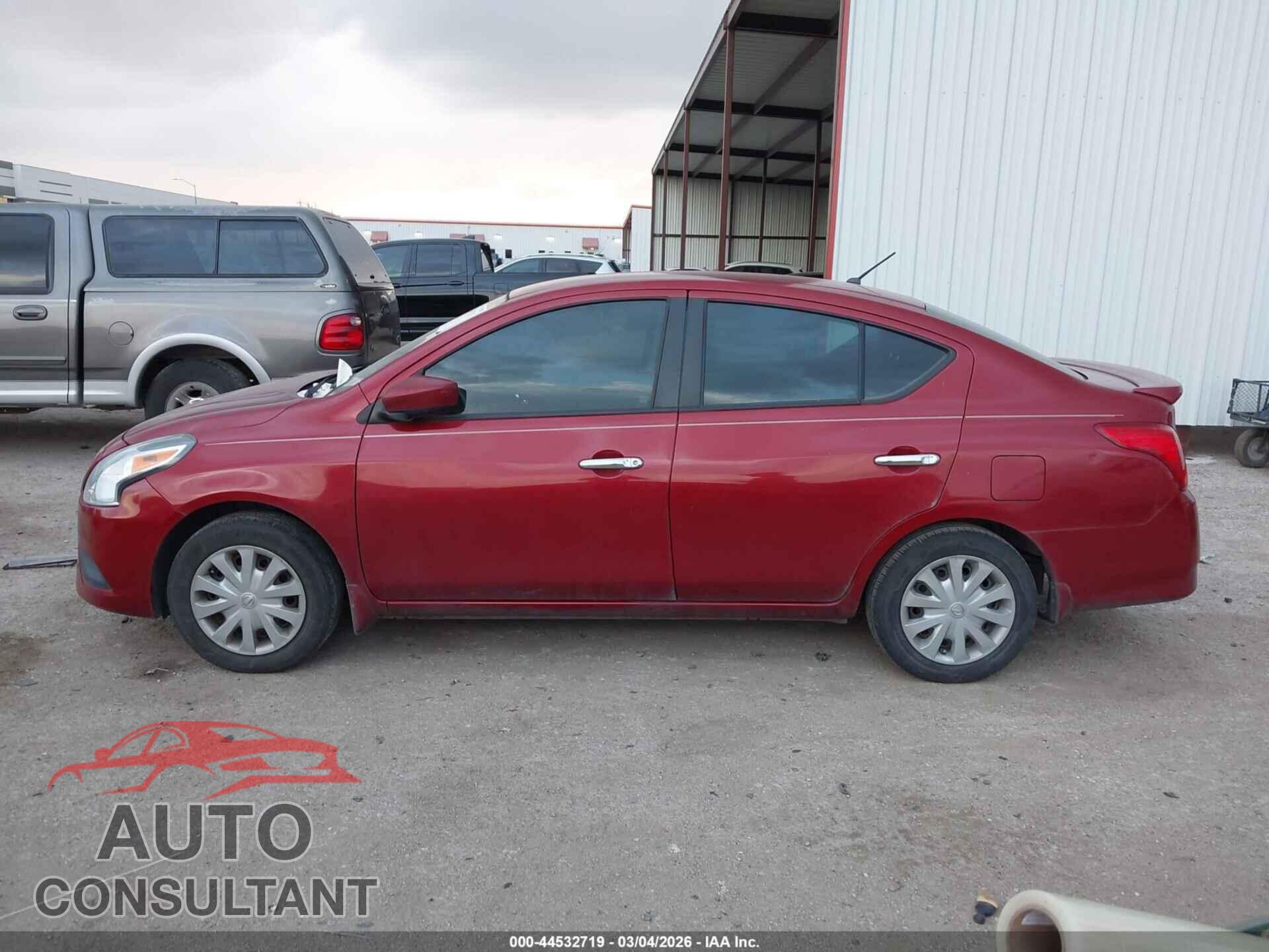 NISSAN VERSA 2015 - 3N1CN7AP1FL853038