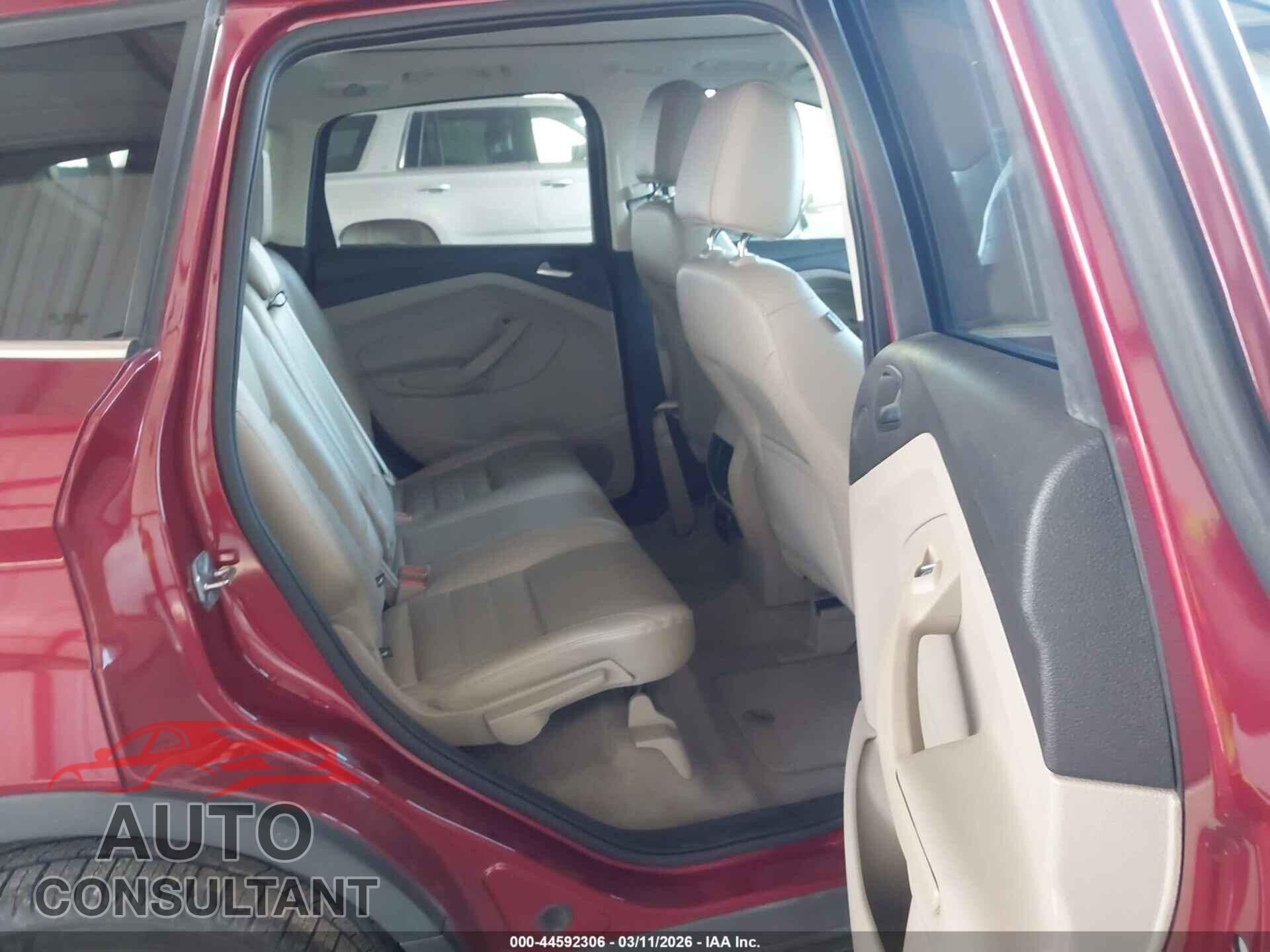 FORD ESCAPE 2014 - 1FMCU0J91EUD71856
