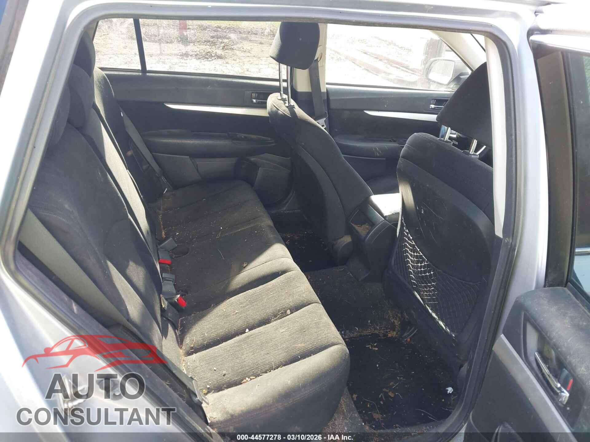 SUBARU OUTBACK 2013 - 4S4BRBGC4D3266356