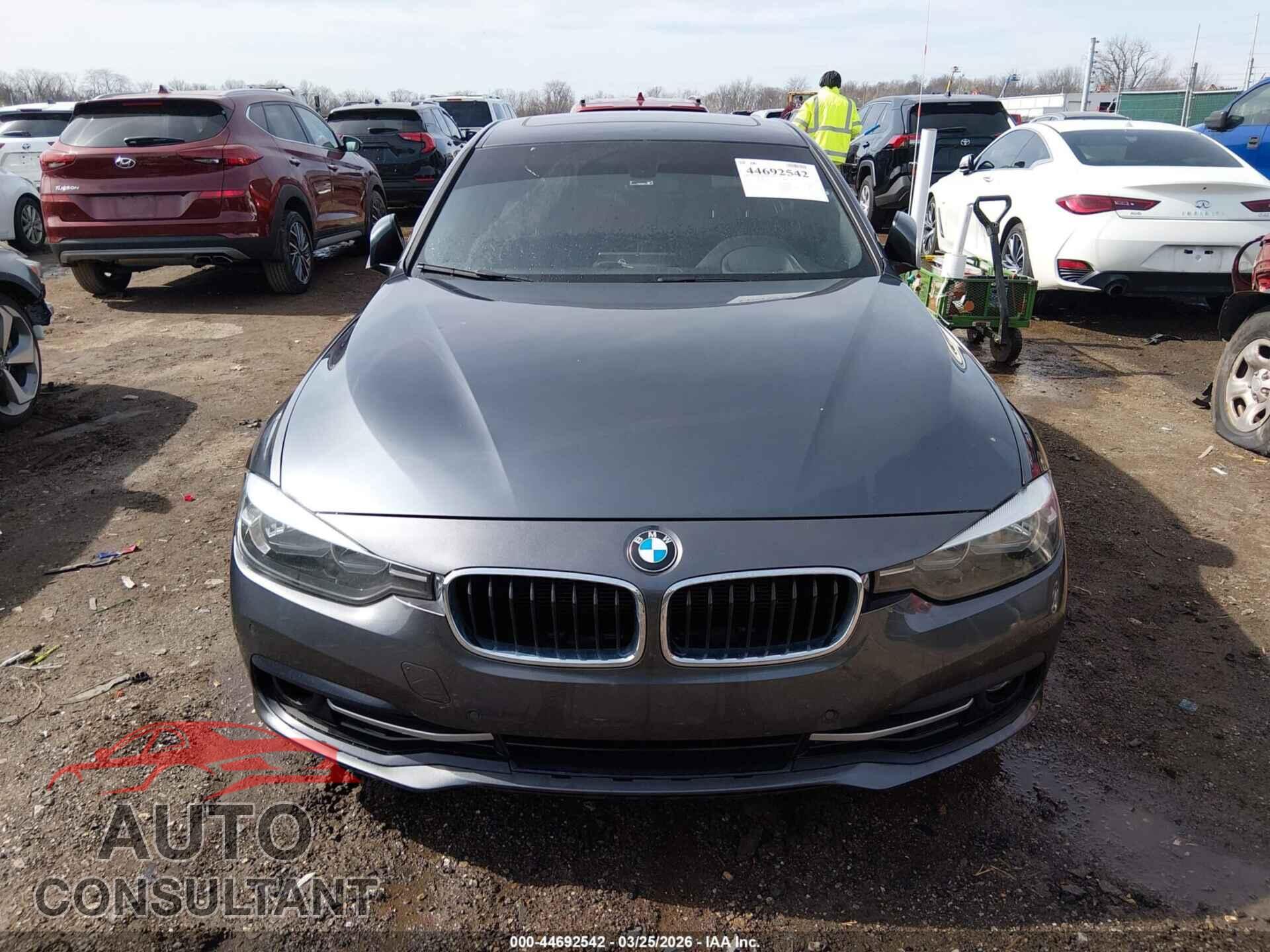 BMW 328I 2016 - WBA8E9G53GNU30092