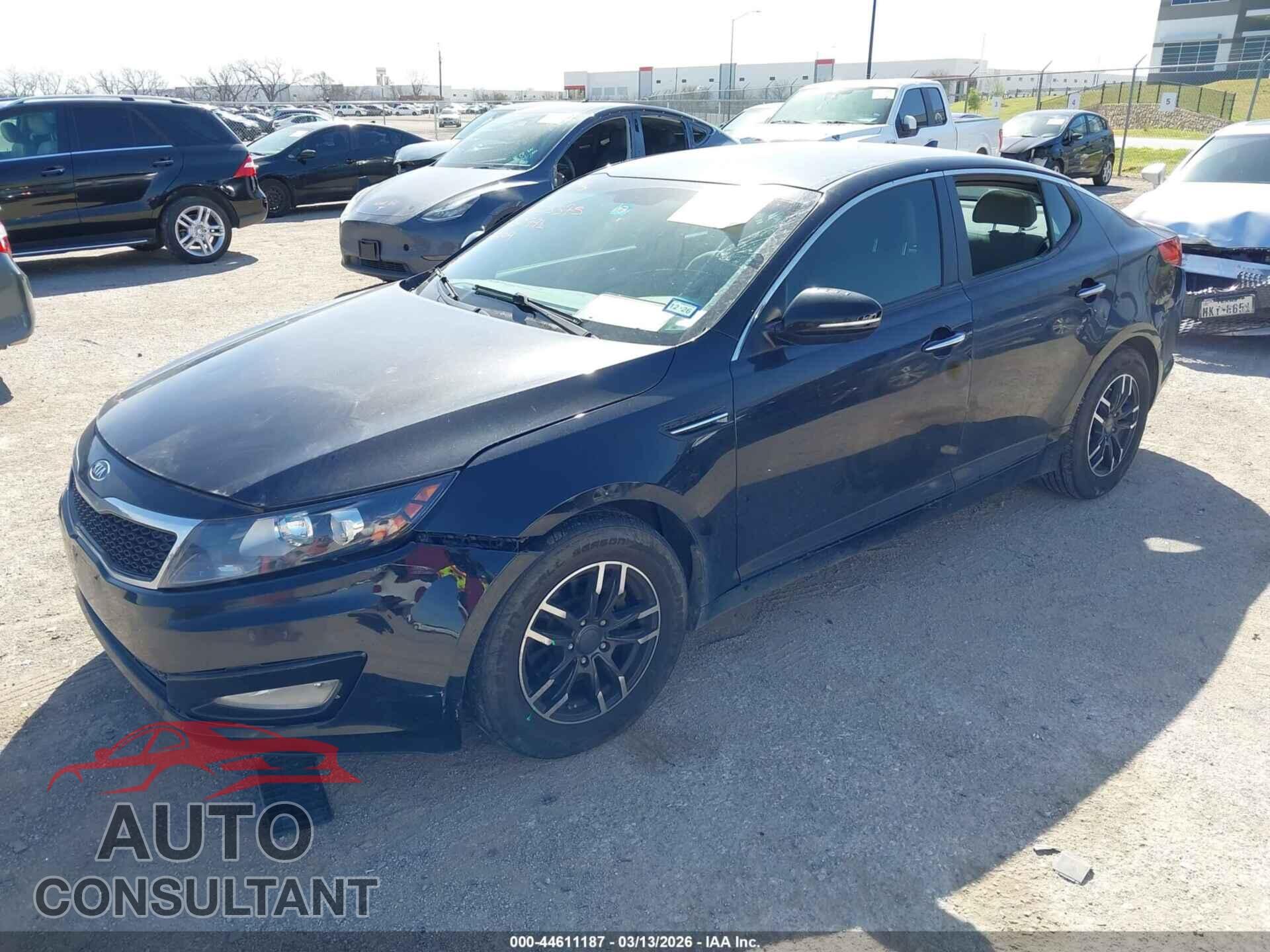 KIA OPTIMA 2013 - KNAGM4A75D5300791