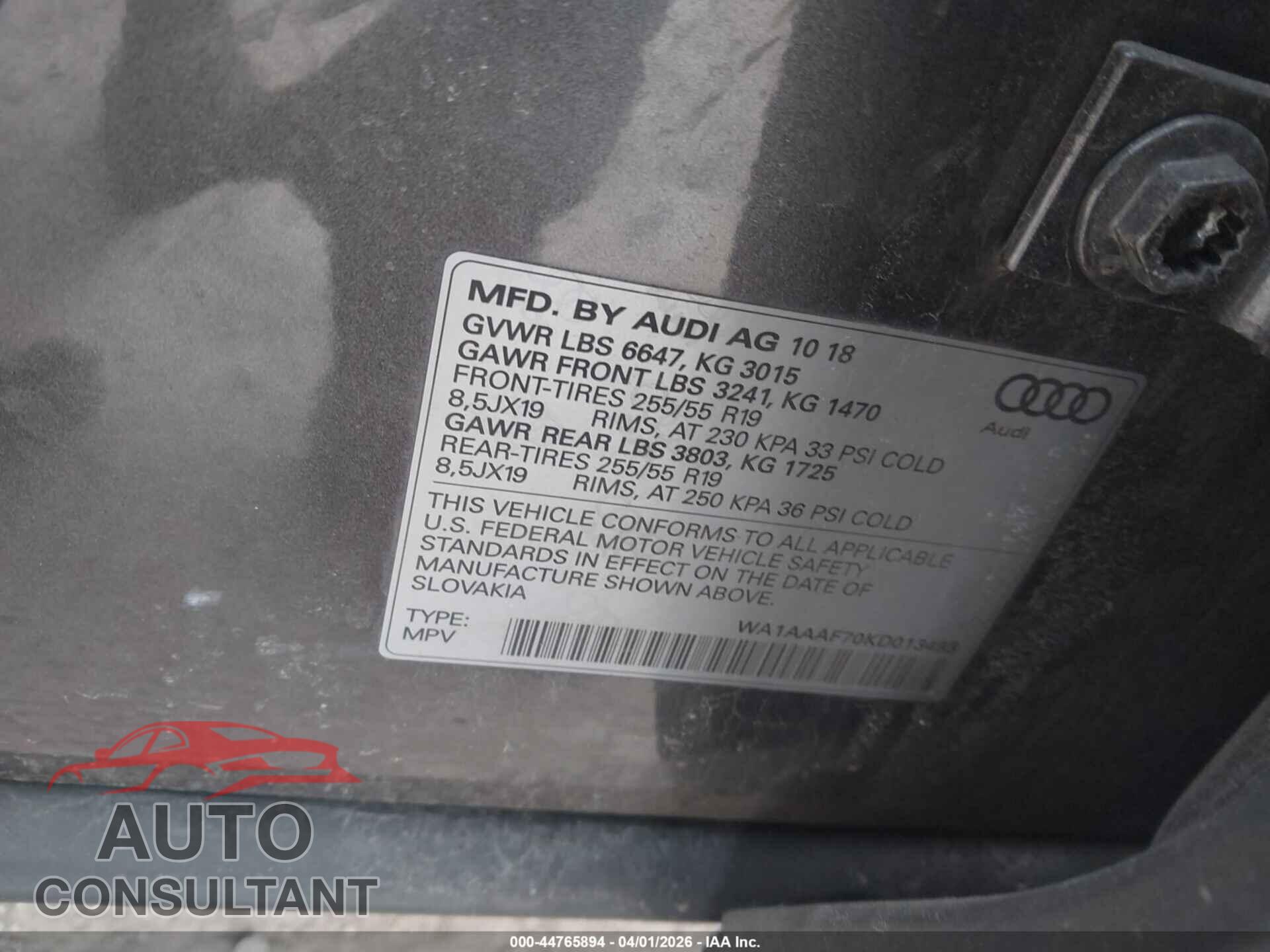AUDI Q7 2019 - WA1AAAF70KD013493