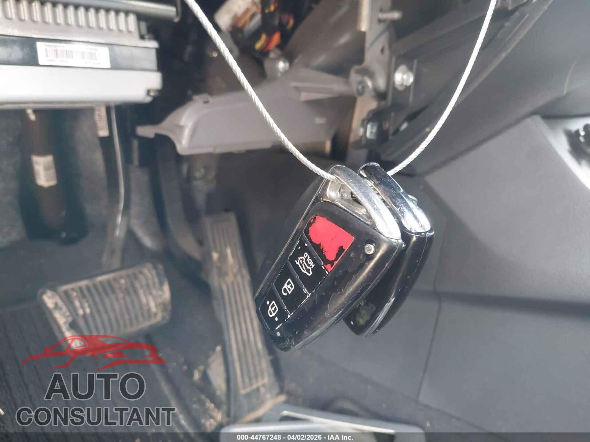 HYUNDAI SANTA FE 2014 - KM8SR4HF1EU080838