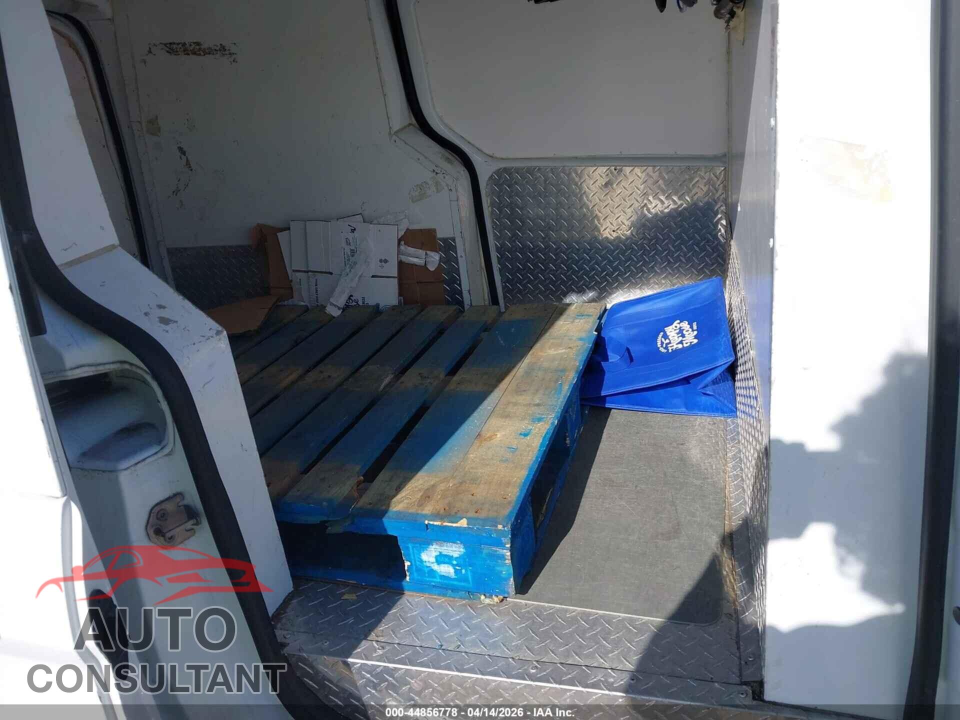 FORD TRANSIT CONNECT 2018 - NM0LS7E77J1348747