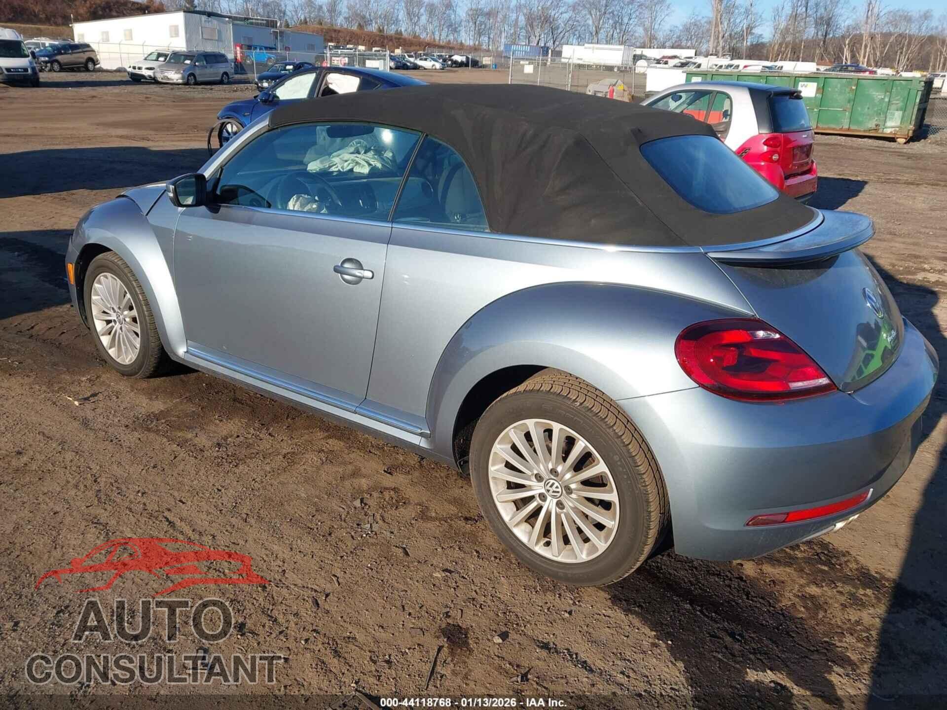 VOLKSWAGEN BEETLE 2019 - 3VW5DAAT4KM512687