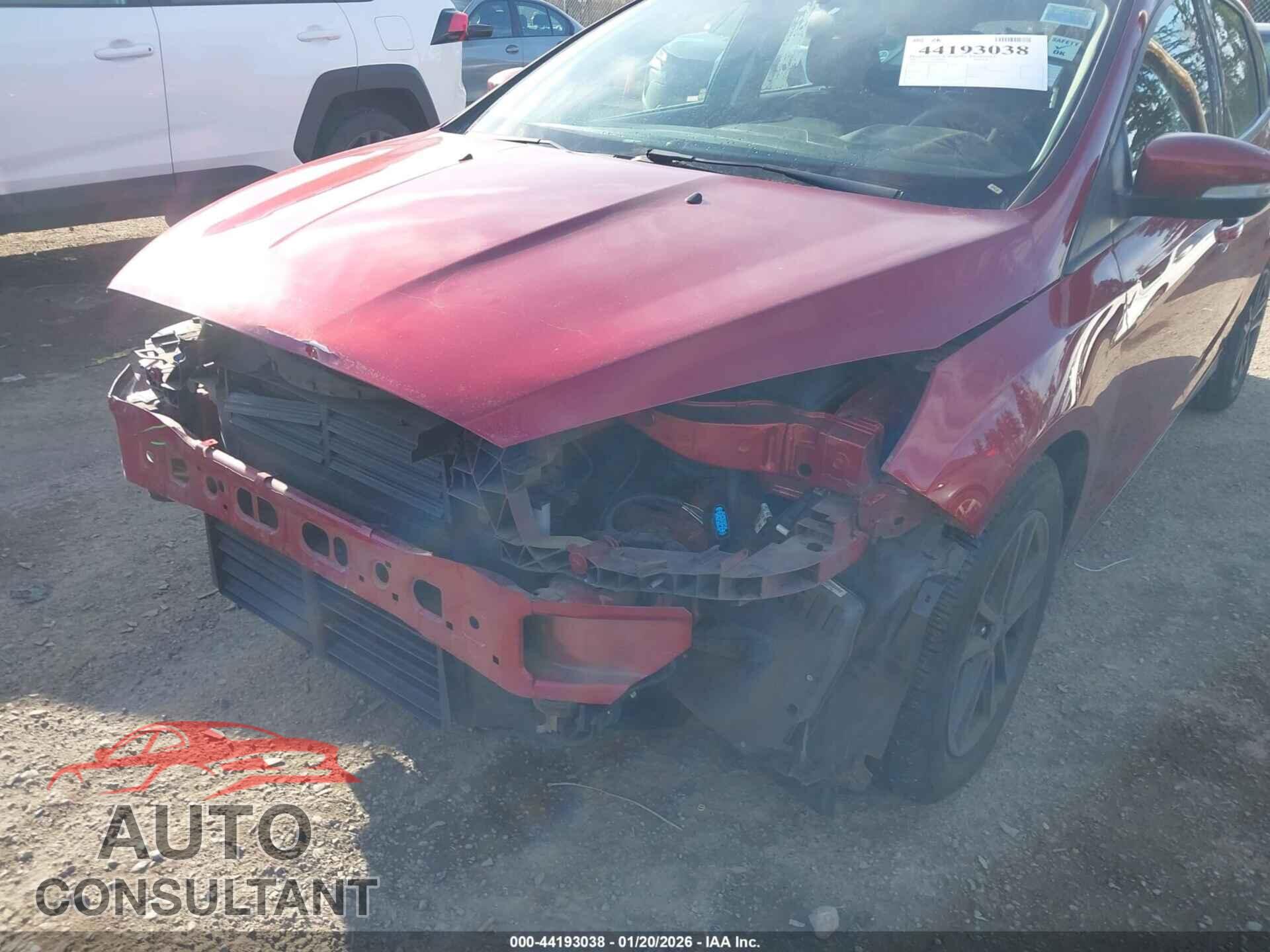 FORD FOCUS 2017 - 1FADP3K25HL344520